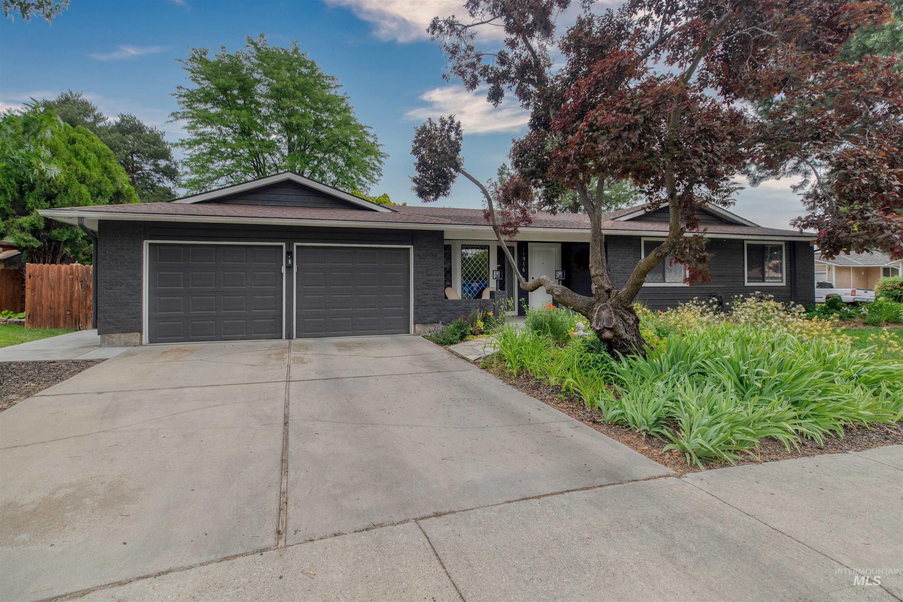 11916 W Jody Dr, Boise, Idaho 83713-1741, 3 Bedrooms, 2.5 Bathrooms, Residential For Sale, Price $550,000, 98993235