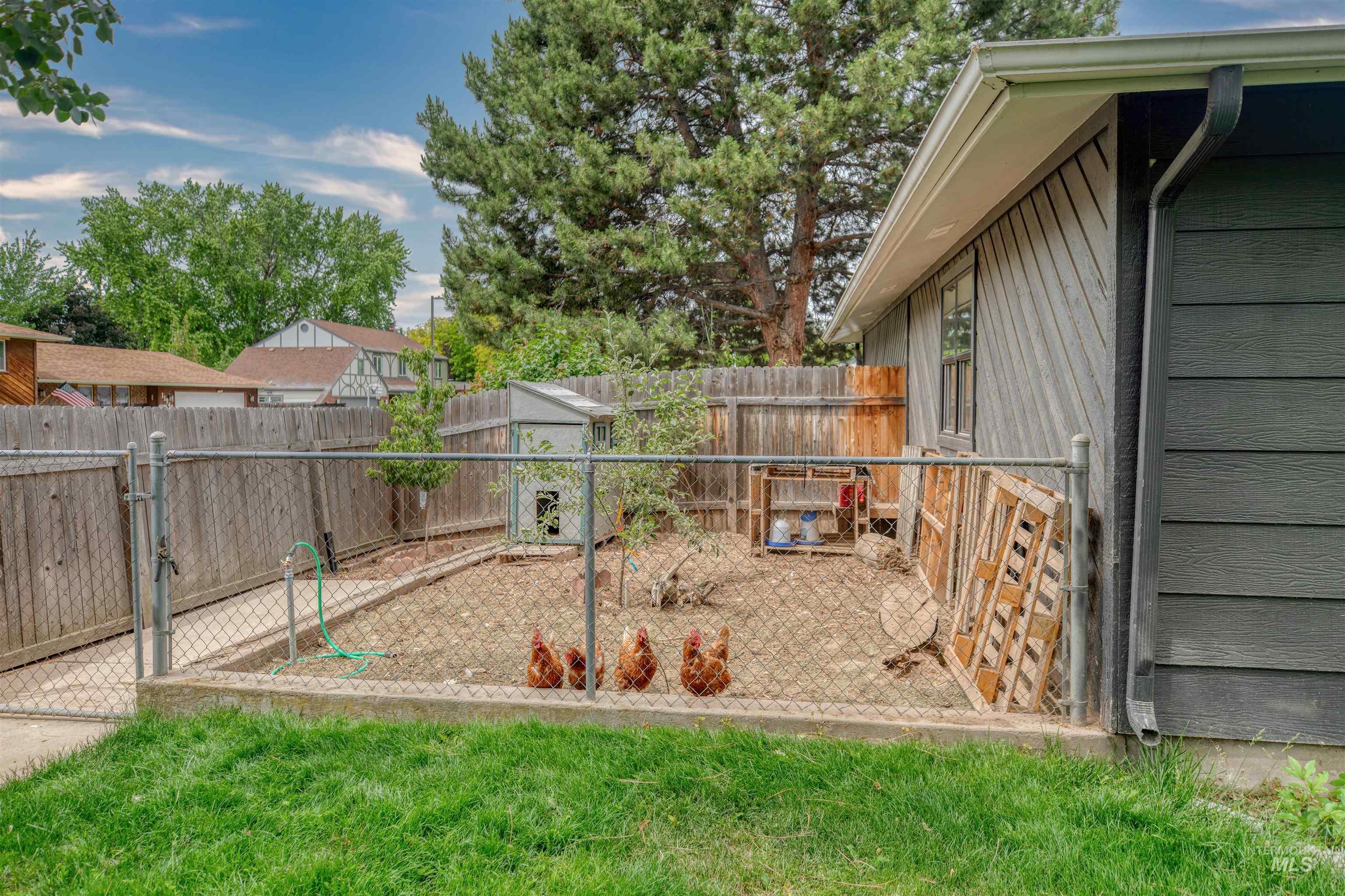 11916 W Jody Dr, Boise, Idaho 83713-1741, 3 Bedrooms, 2.5 Bathrooms, Residential For Sale, Price $550,000, 98993235