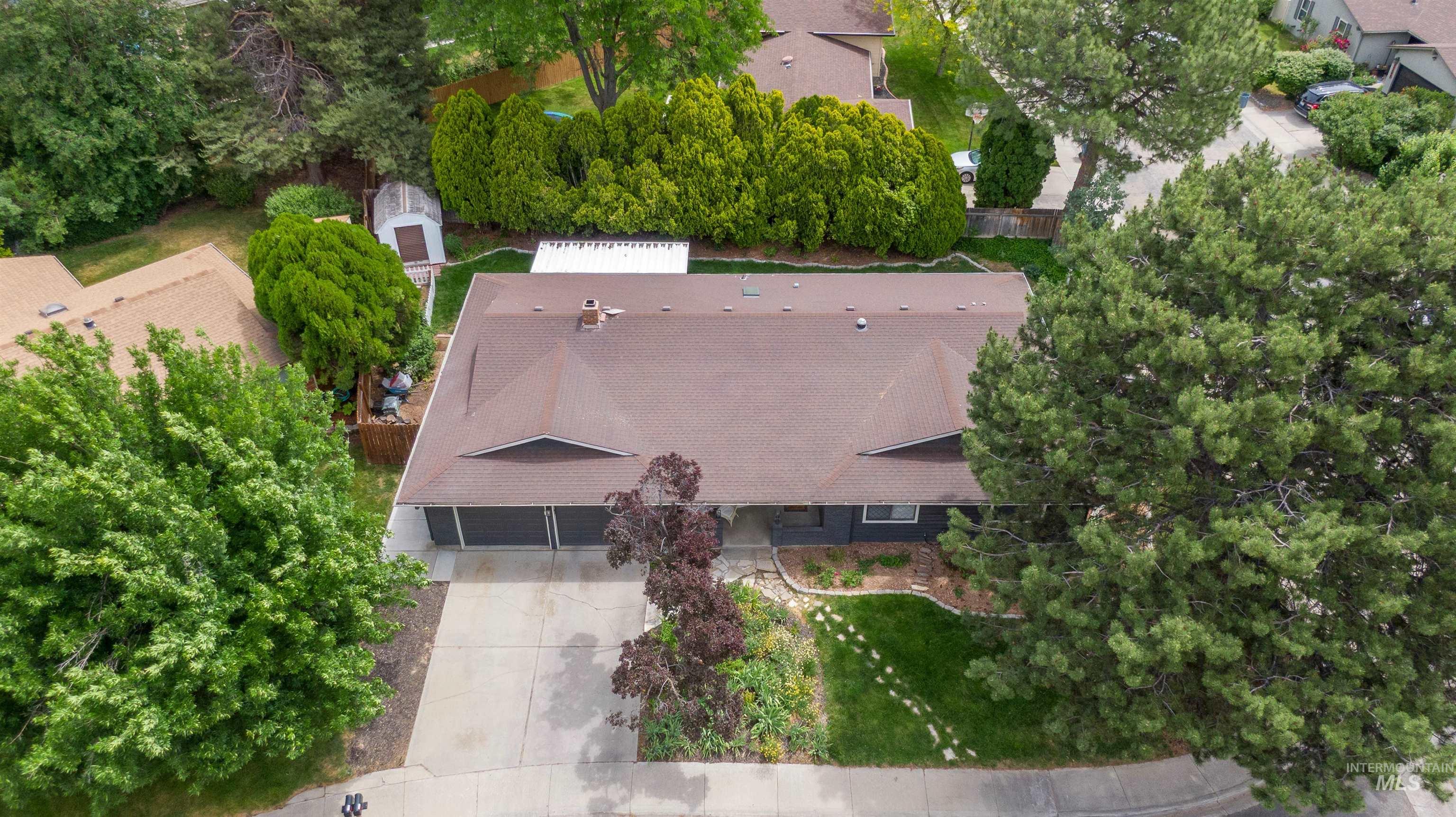 11916 W Jody Dr, Boise, Idaho 83713-1741, 3 Bedrooms, 2.5 Bathrooms, Residential For Sale, Price $550,000, 98993235