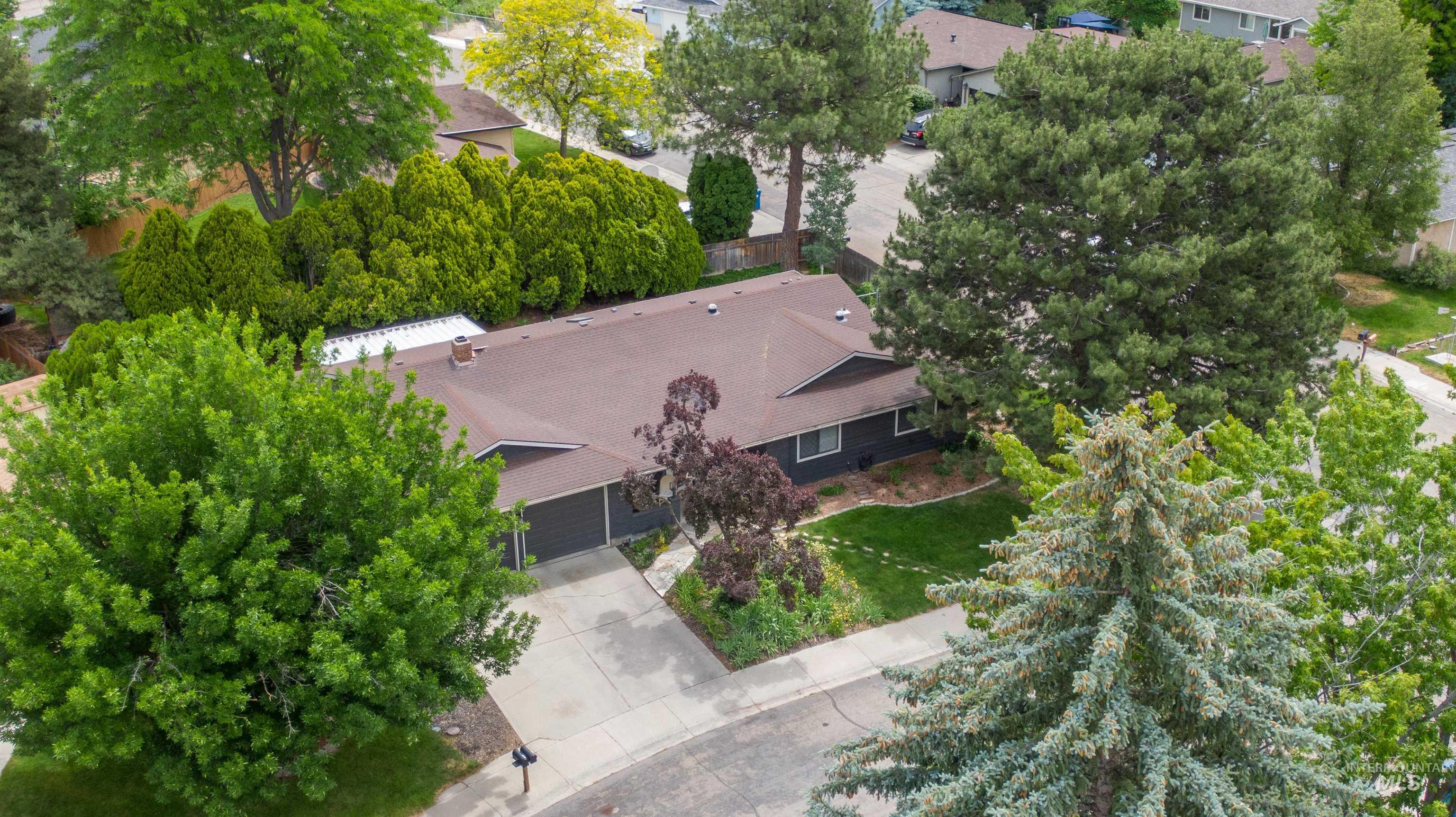 11916 W Jody Dr, Boise, Idaho 83713-1741, 3 Bedrooms, 2.5 Bathrooms, Residential For Sale, Price $550,000, 98993235