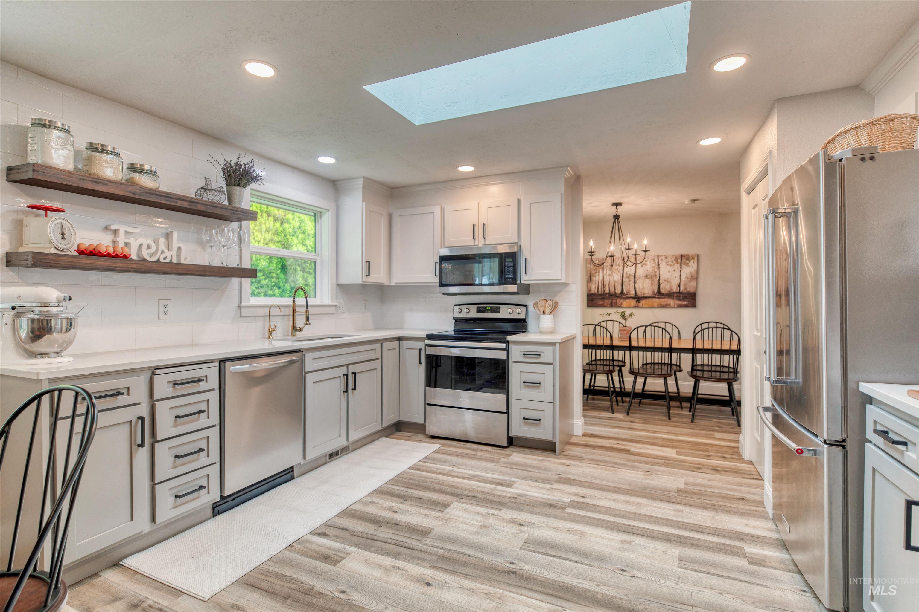 11916 W Jody Dr, Boise, Idaho 83713-1741, 3 Bedrooms, 2.5 Bathrooms, Residential For Sale, Price $550,000, 98993235