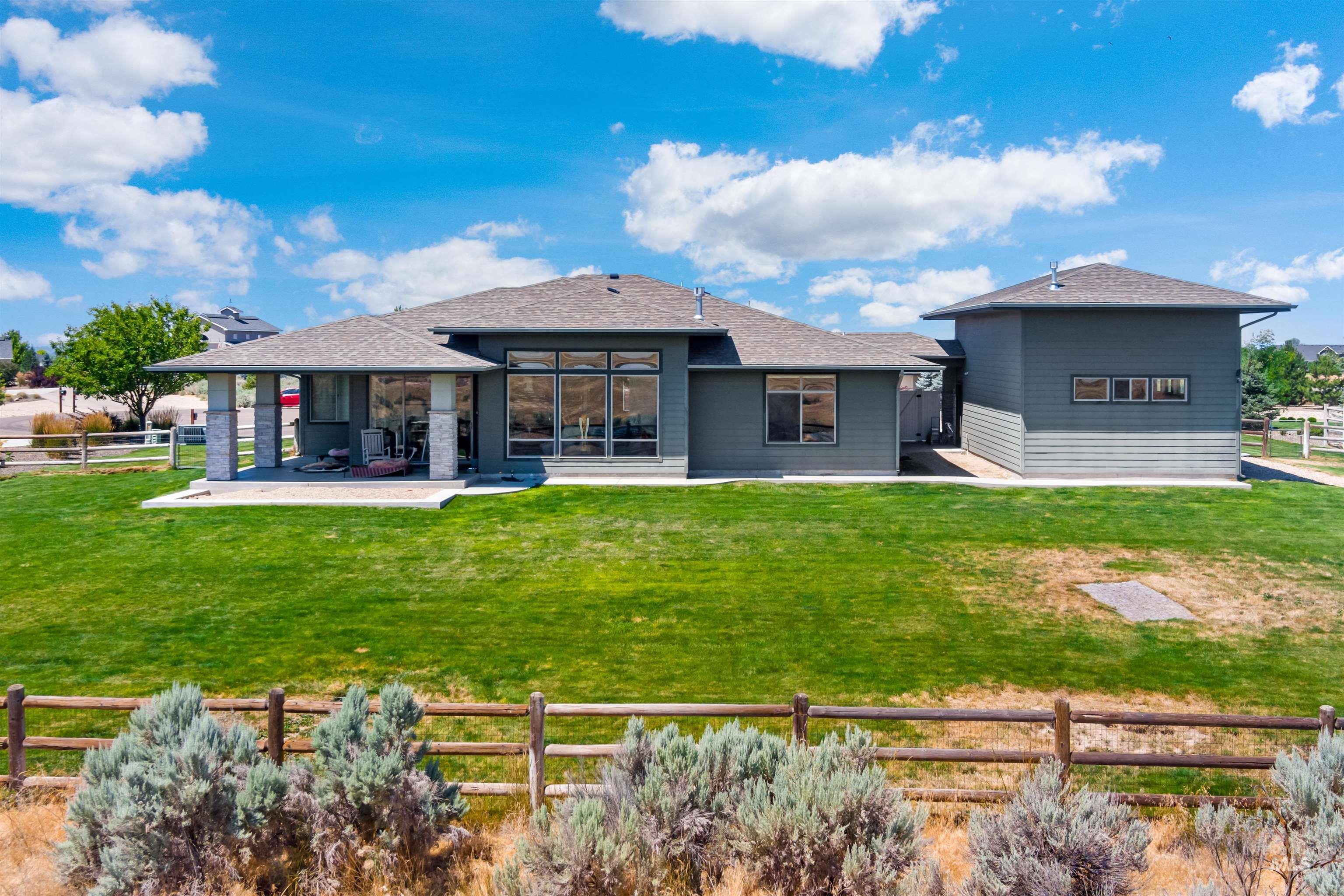 24398 TOMBSTONE RIDGE CT., Middleton, Idaho 83644-5470, 4 Bedrooms, 2.5 Bathrooms, Residential For Sale, Price $1,199,999,MLS 98993236