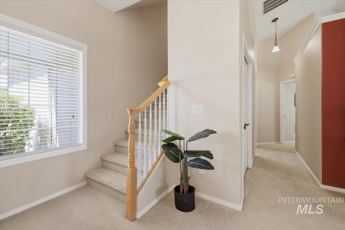 2100 E Harbour Grove Dr, Nampa, Idaho 83686, 3 Bedrooms, 2 Bathrooms, Residential For Sale, Price $389,900, 98993237