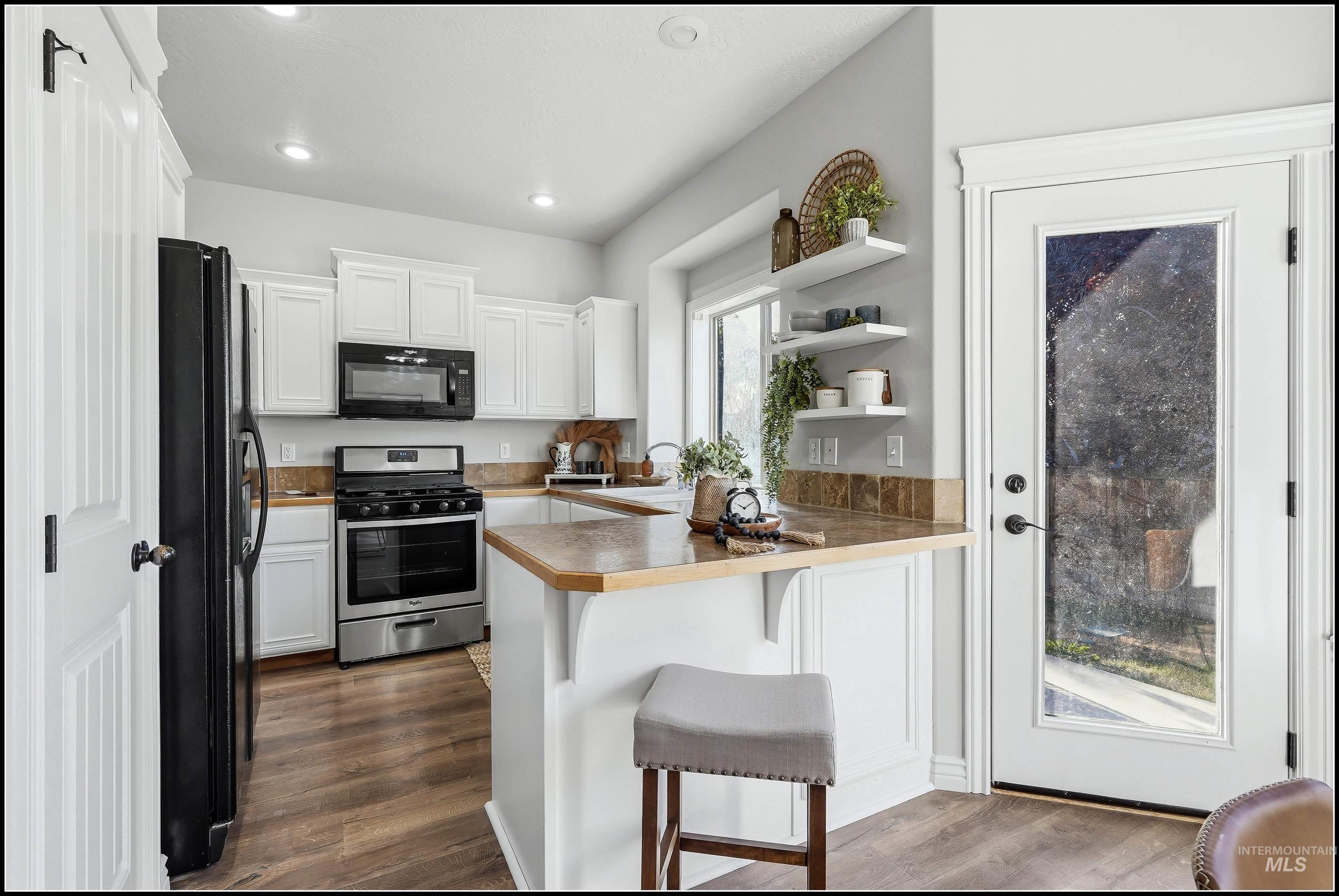 10294 W Breckfield St, Boise, Idaho 83709, 4 Bedrooms, 2.5 Bathrooms, Residential For Sale, Price $459,900, 98993238