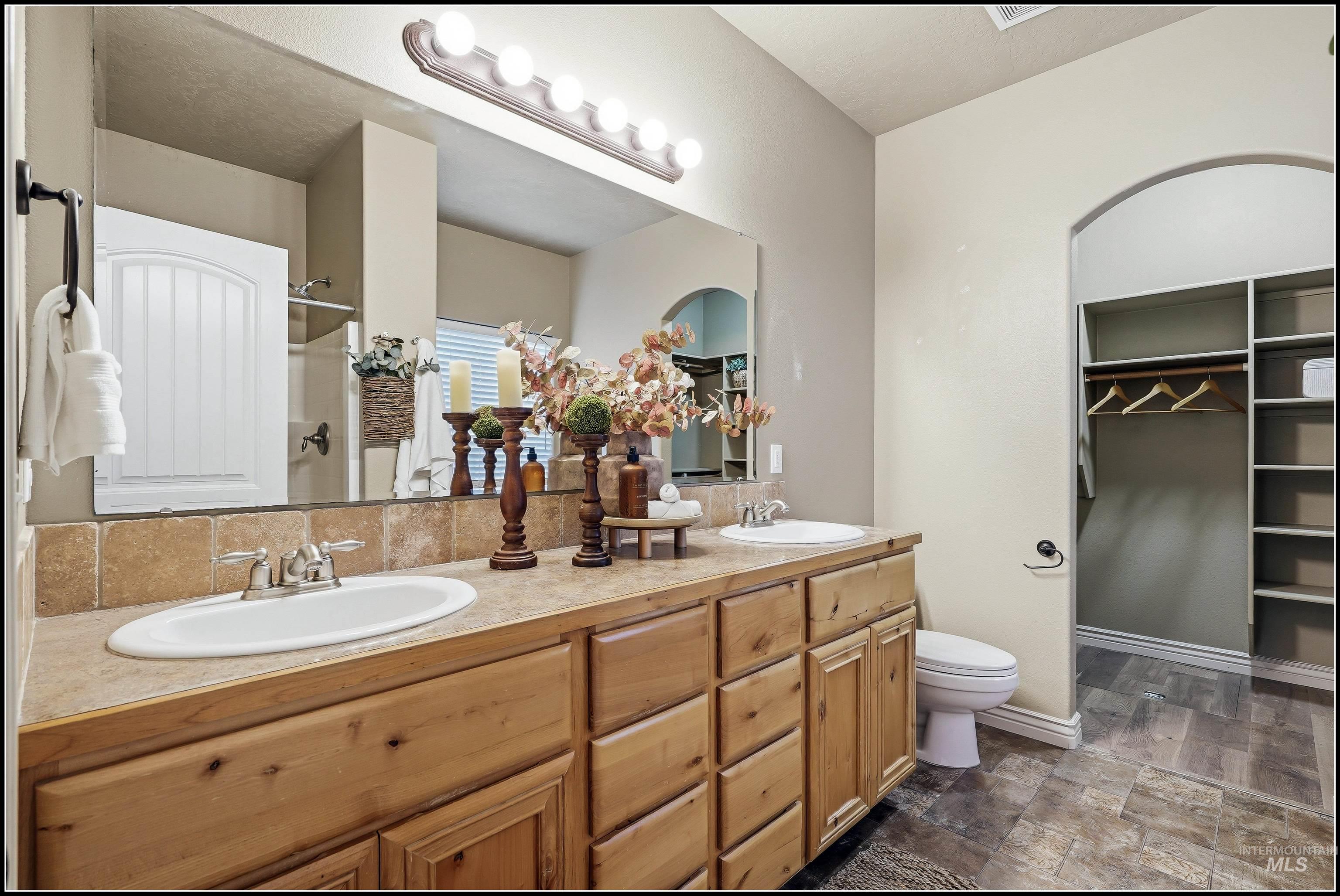 10294 W Breckfield St, Boise, Idaho 83709, 4 Bedrooms, 2.5 Bathrooms, Residential For Sale, Price $459,900, 98993238