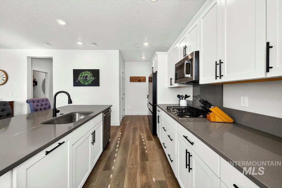 5422 S Perlite Ave., Meridian, Idaho 83642, 4 Bedrooms, 2.5 Bathrooms, Residential For Sale, Price $615,000, 98993240