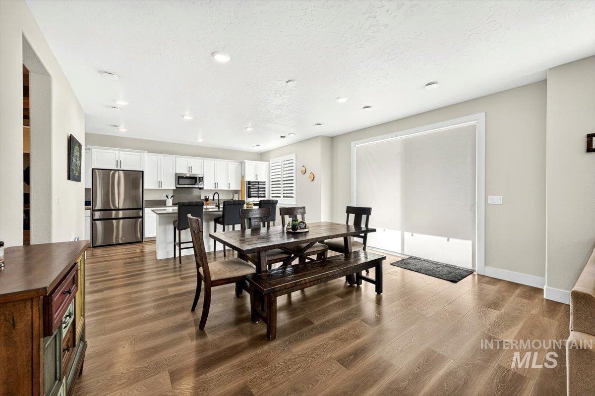 5422 S Perlite Ave., Meridian, Idaho 83642, 4 Bedrooms, 2.5 Bathrooms, Residential For Sale, Price $615,000, 98993240