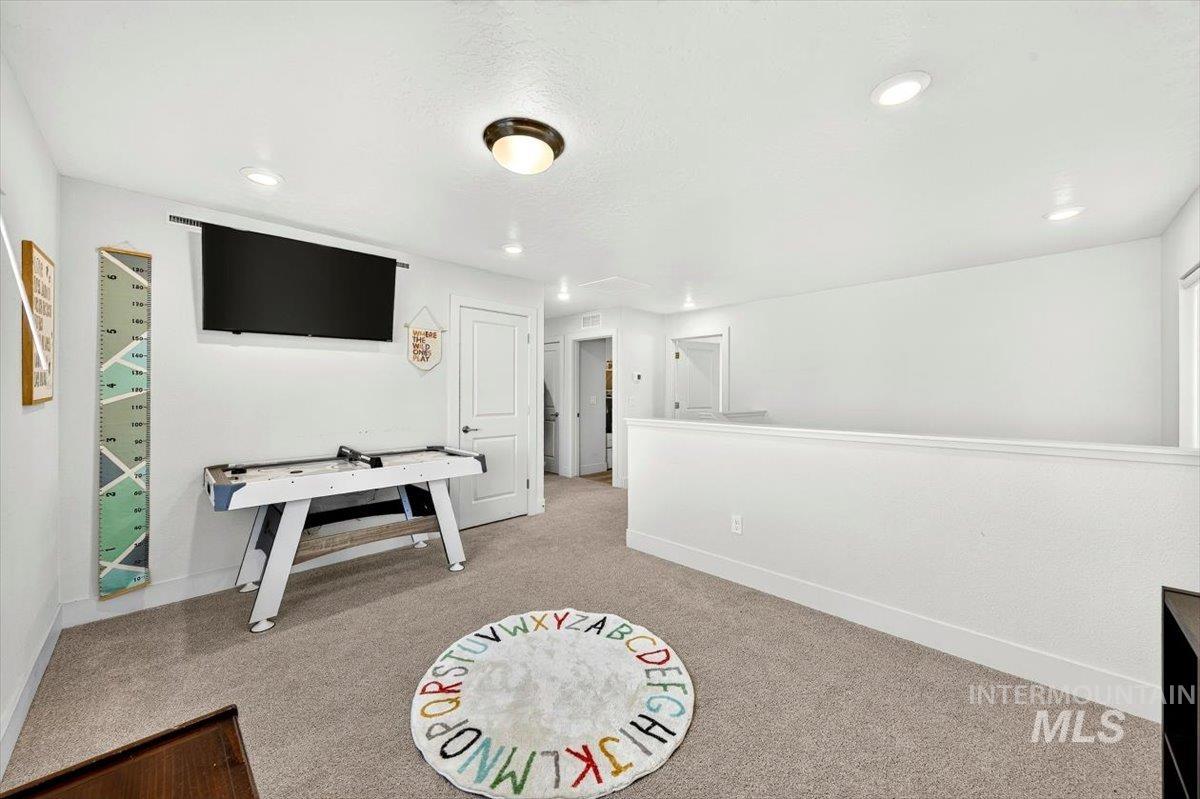 5422 S Perlite Ave., Meridian, Idaho 83642, 4 Bedrooms, 2.5 Bathrooms, Residential For Sale, Price $615,000, 98993240