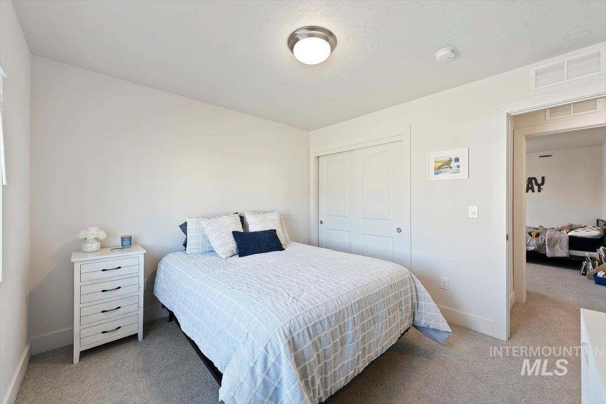 5422 S Perlite Ave., Meridian, Idaho 83642, 4 Bedrooms, 2.5 Bathrooms, Residential For Sale, Price $615,000, 98993240
