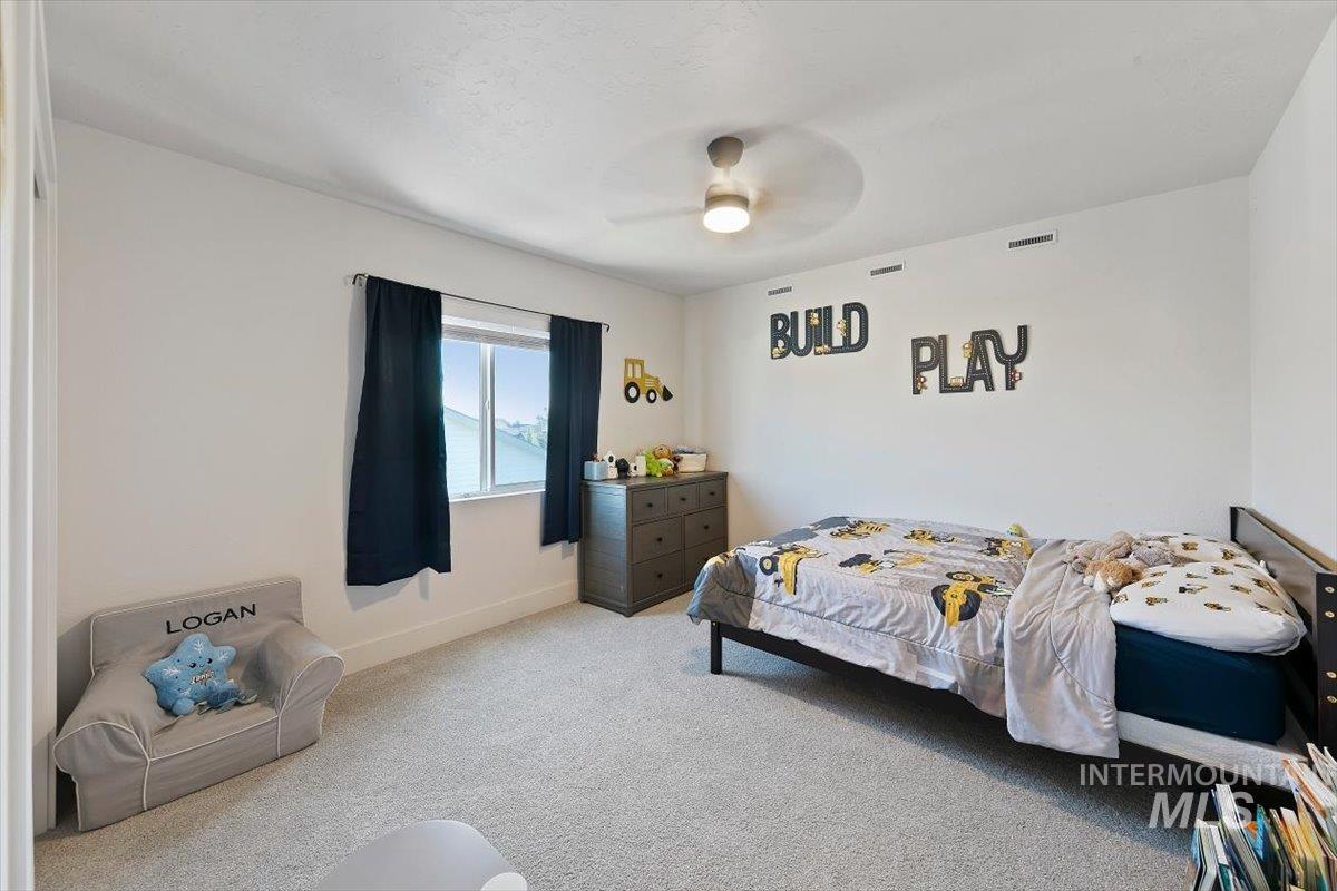 5422 S Perlite Ave., Meridian, Idaho 83642, 4 Bedrooms, 2.5 Bathrooms, Residential For Sale, Price $615,000, 98993240