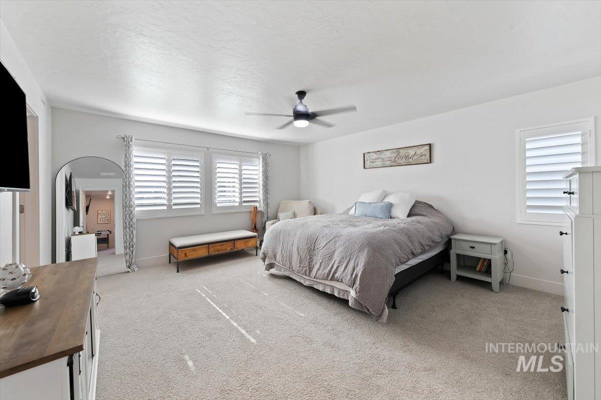 5422 S Perlite Ave., Meridian, Idaho 83642, 4 Bedrooms, 2.5 Bathrooms, Residential For Sale, Price $615,000, 98993240