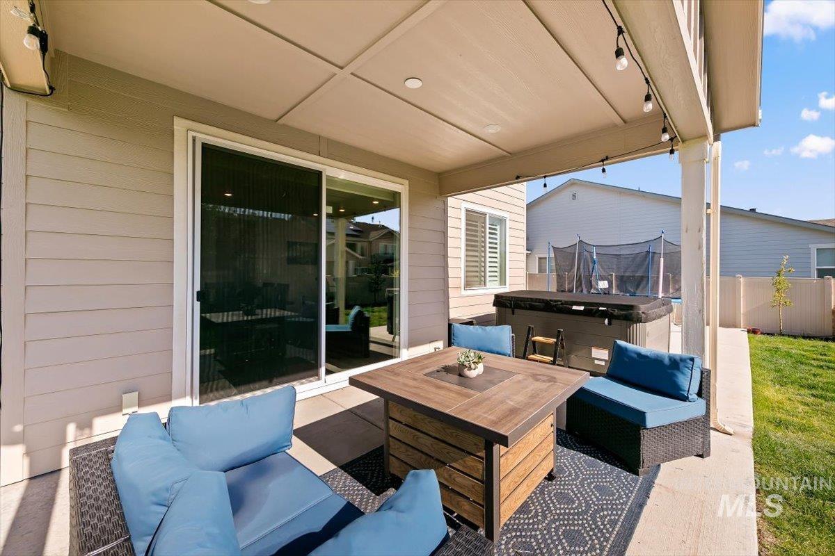 5422 S Perlite Ave., Meridian, Idaho 83642, 4 Bedrooms, 2.5 Bathrooms, Residential For Sale, Price $615,000, 98993240