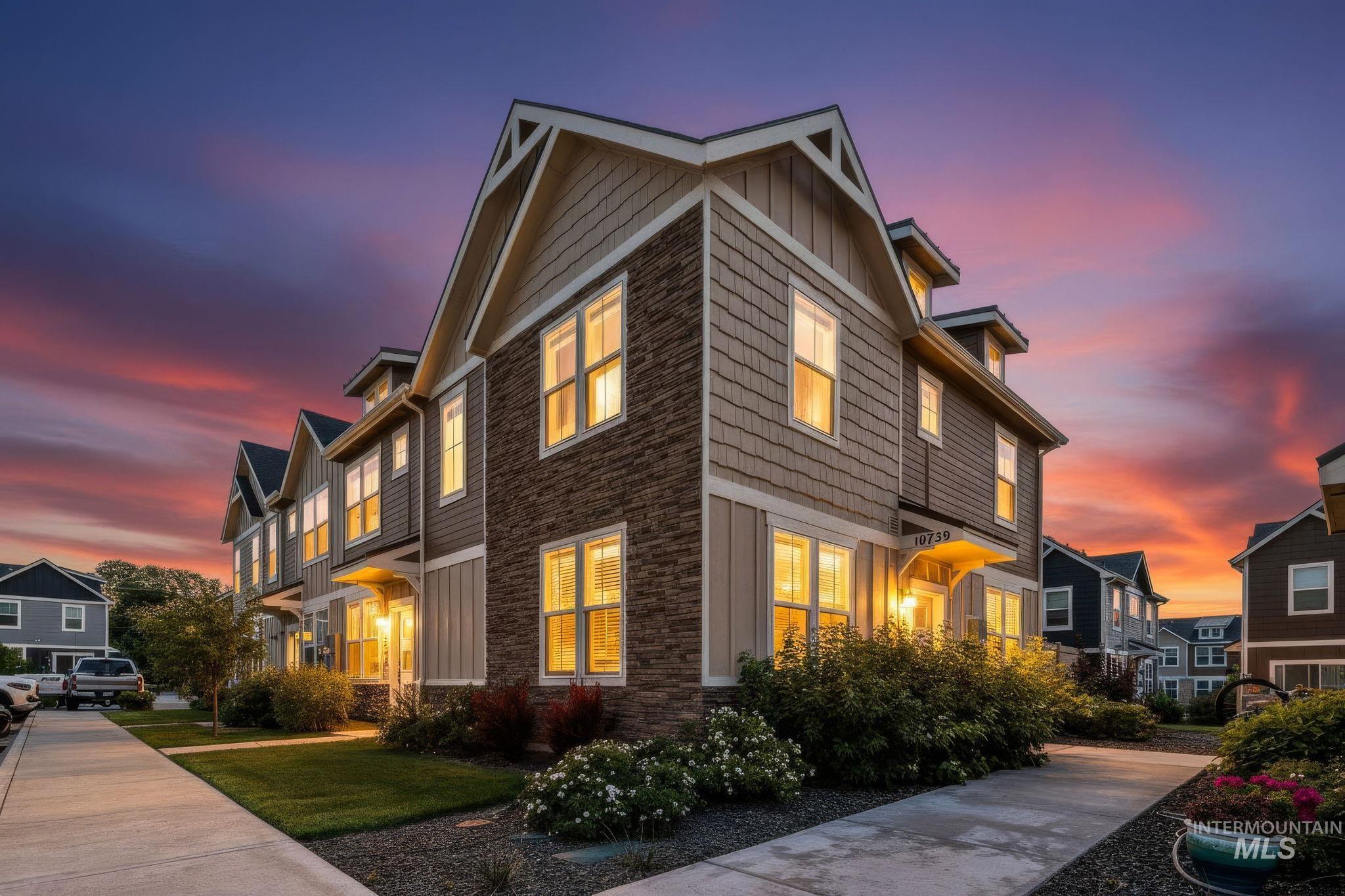 10739 W Brownstone Ln, Boise, Idaho 83709, 3 Bedrooms, 2.5 Bathrooms, Residential For Sale, Price $347,900, 98993242