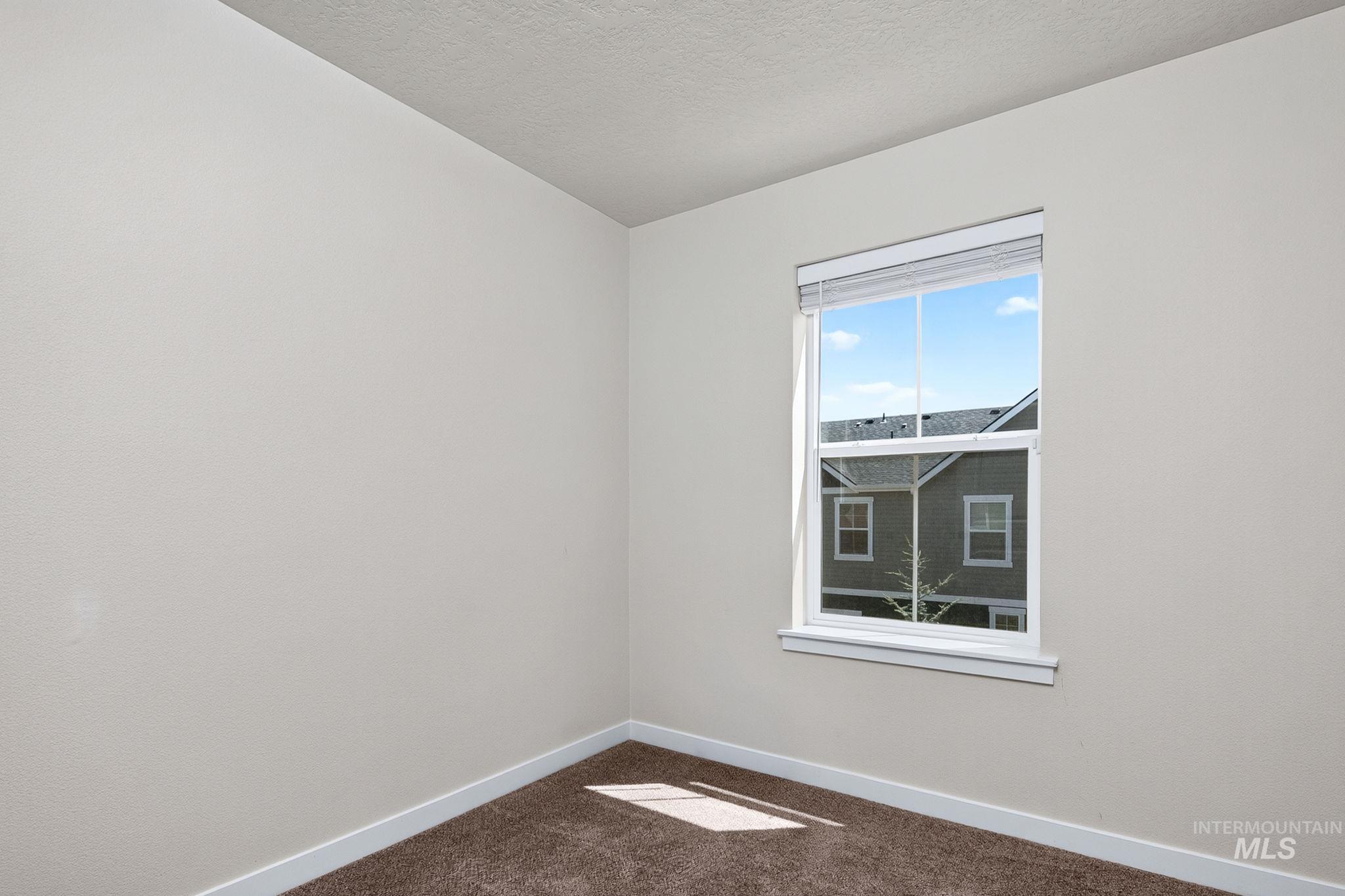 10739 W Brownstone Ln, Boise, Idaho 83709, 3 Bedrooms, 2.5 Bathrooms, Residential For Sale, Price $355,000,MLS 98993242