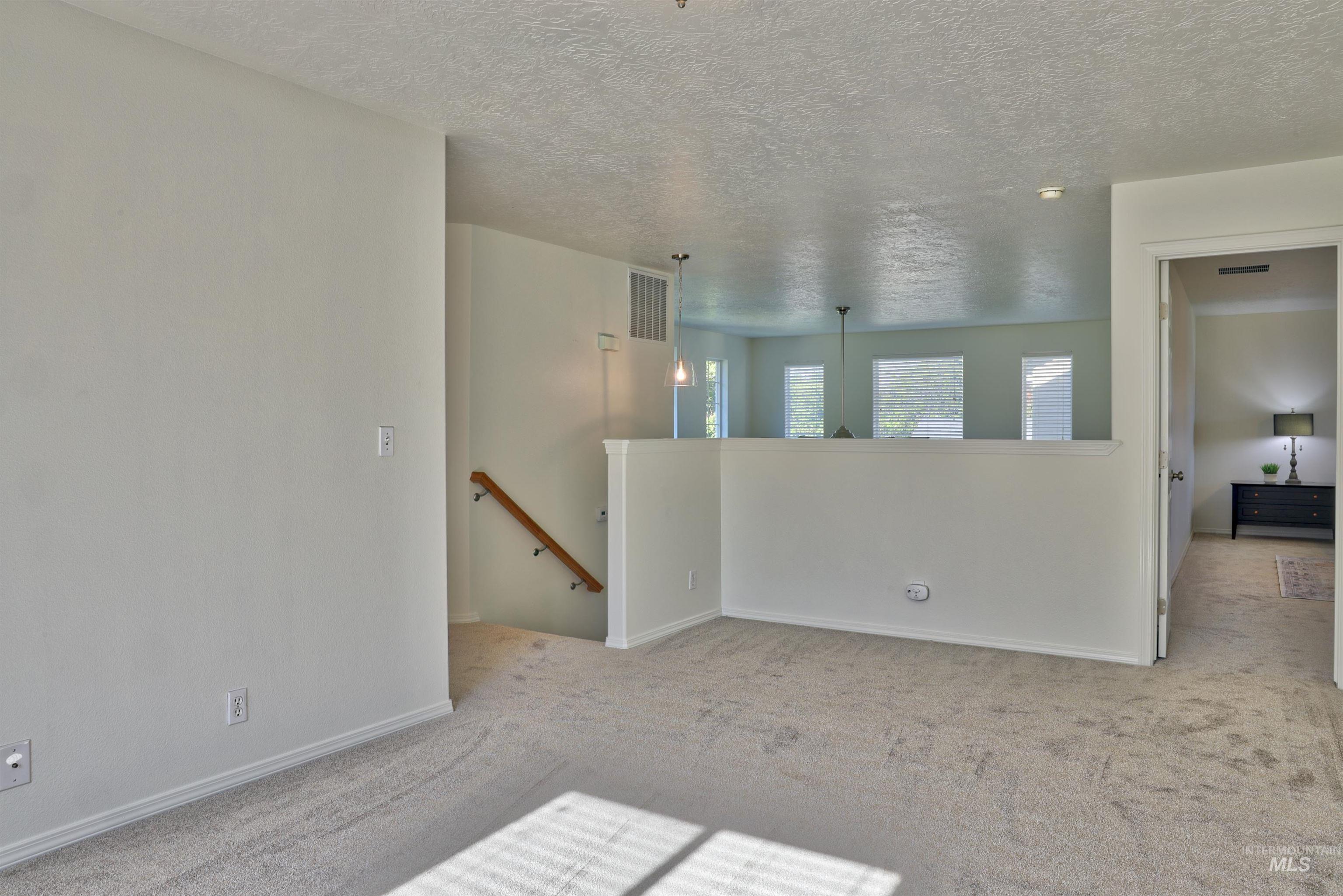 2856 W Lost Rapids Dr, Meridian, Idaho 83646, 4 Bedrooms, 2.5 Bathrooms, Residential For Sale, Price $589,000,MLS 98993243