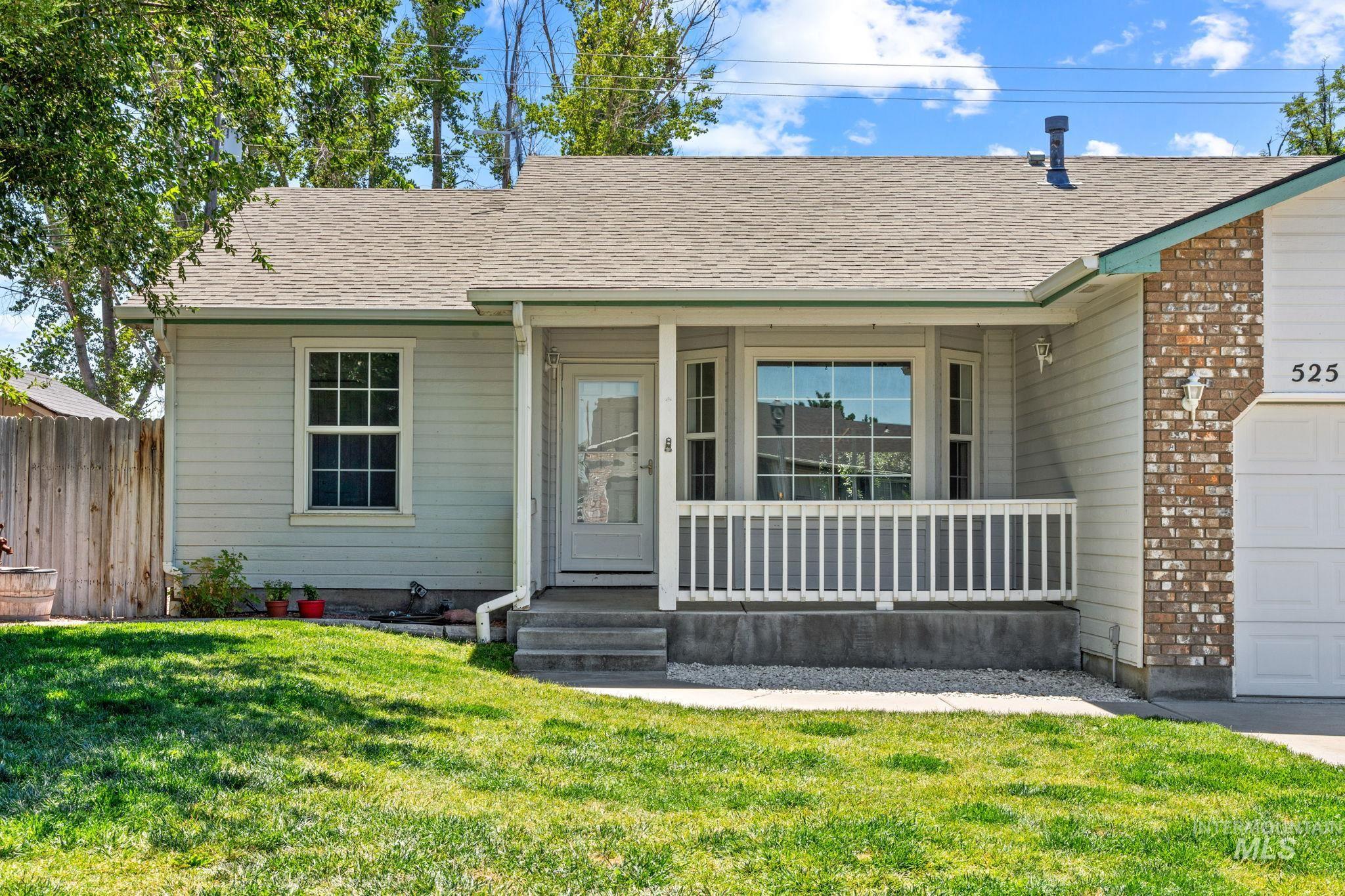 525 E Pennsylvania Ct, Nampa, Idaho 83686, 3 Bedrooms, 2 Bathrooms, Residential For Sale, Price $350,000,MLS 98993244