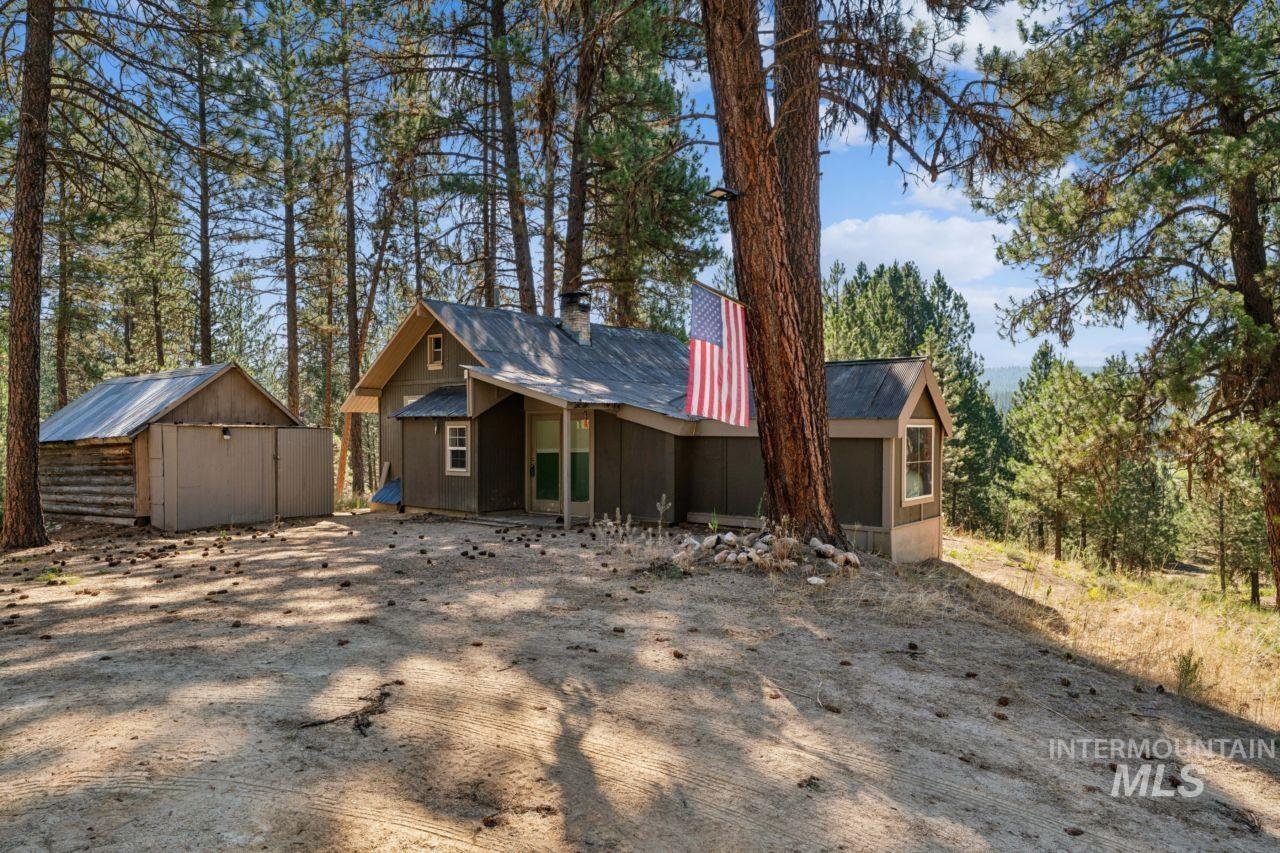 100 Grimes Pass Rd, Idaho City, Idaho 83631, 4 Bedrooms, 1 Bathroom, Residential For Sale, Price $400,000,MLS 98993245