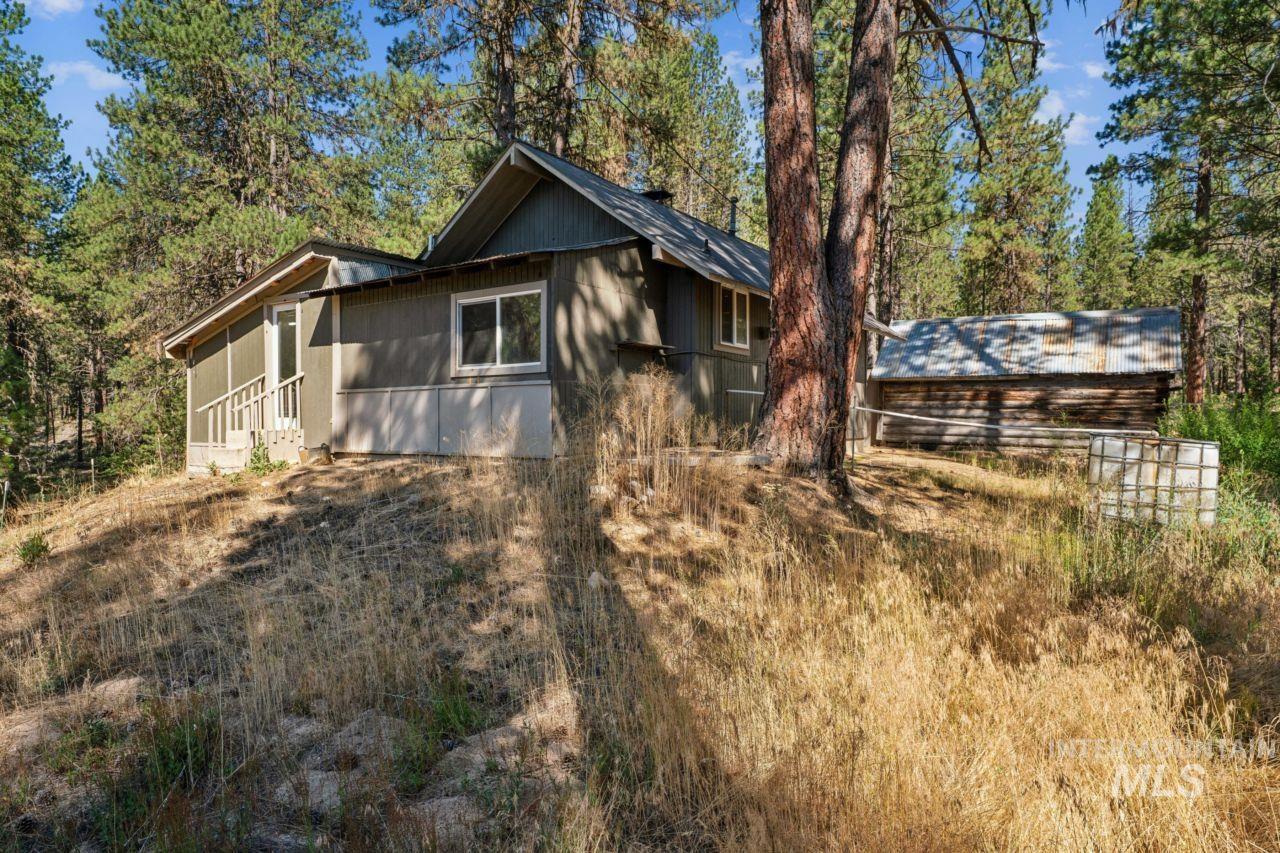 100 Grimes Pass Rd, Idaho City, Idaho 83631, 4 Bedrooms, 1 Bathroom, Residential For Sale, Price $400,000,MLS 98993245