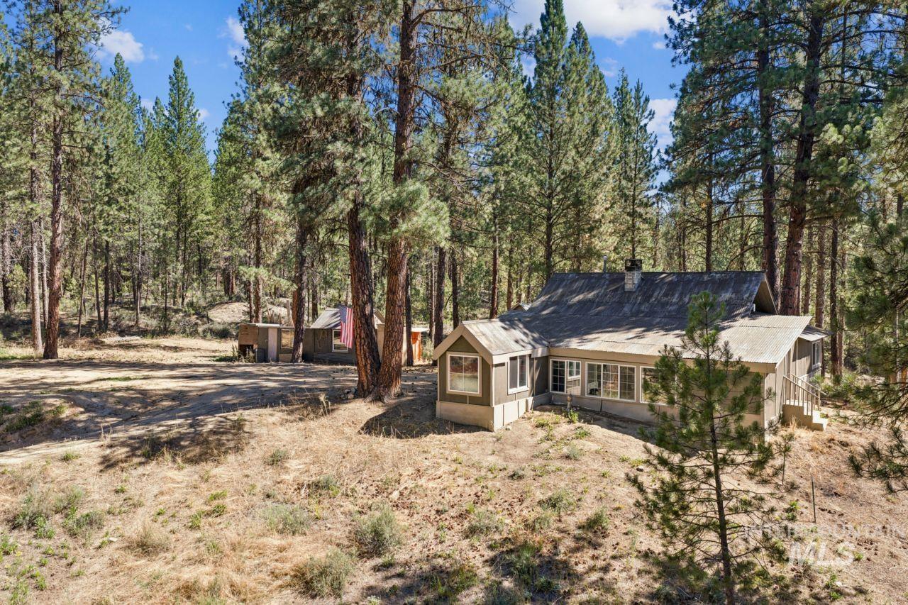 100 Grimes Pass Rd, Idaho City, Idaho 83631, 4 Bedrooms, 1 Bathroom, Residential For Sale, Price $400,000,MLS 98993245