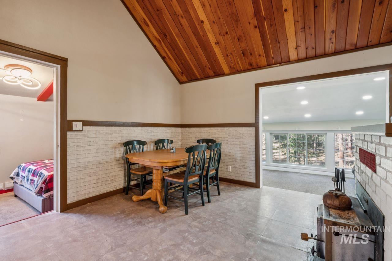 100 Grimes Pass Rd, Idaho City, Idaho 83631, 4 Bedrooms, 1 Bathroom, Residential For Sale, Price $400,000,MLS 98993246