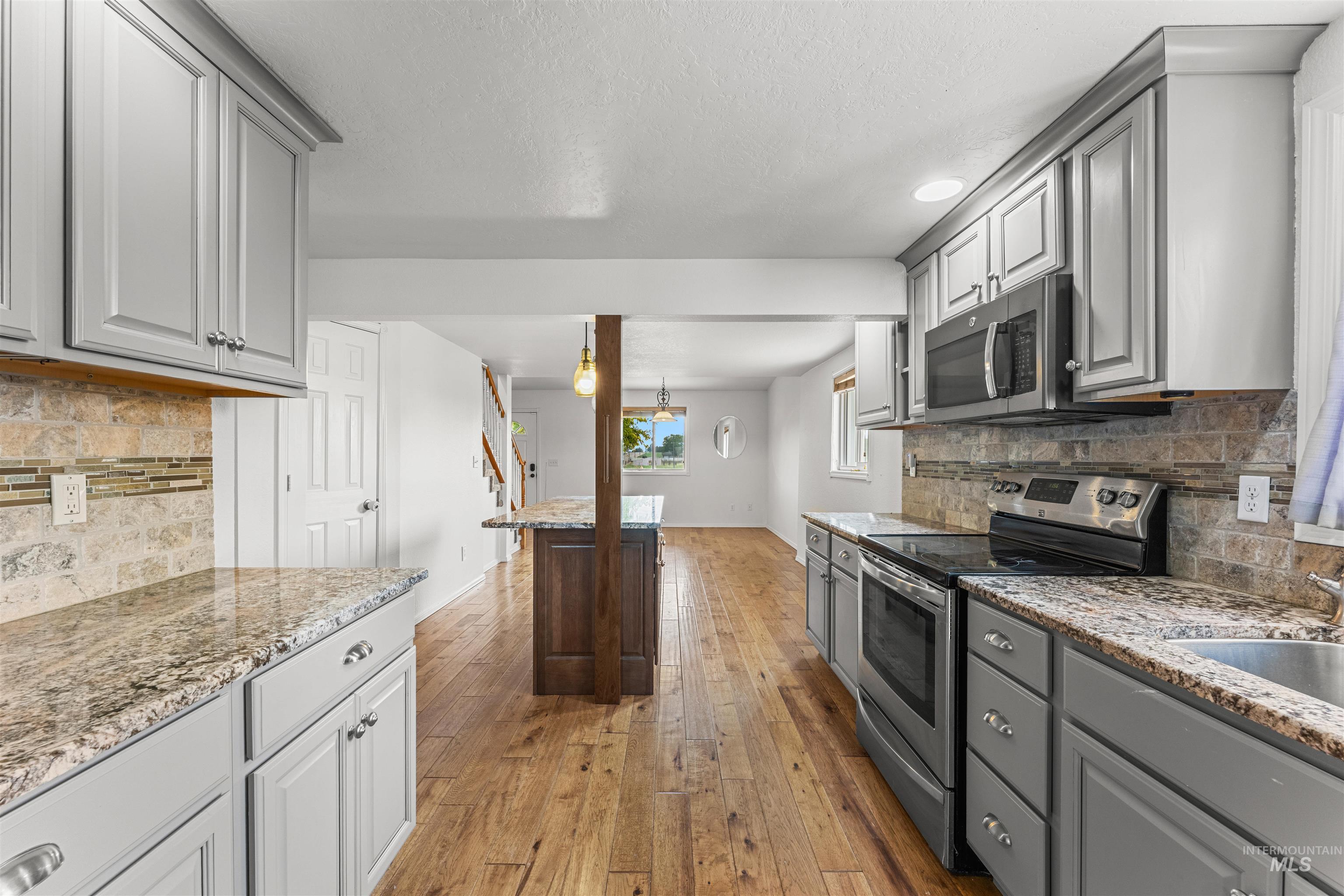 17441 Upper Pleasant Ridge Rd, Caldwell, Idaho 83607, 5 Bedrooms, 2 Bathrooms, Residential For Sale, Price $675,000, 98993249