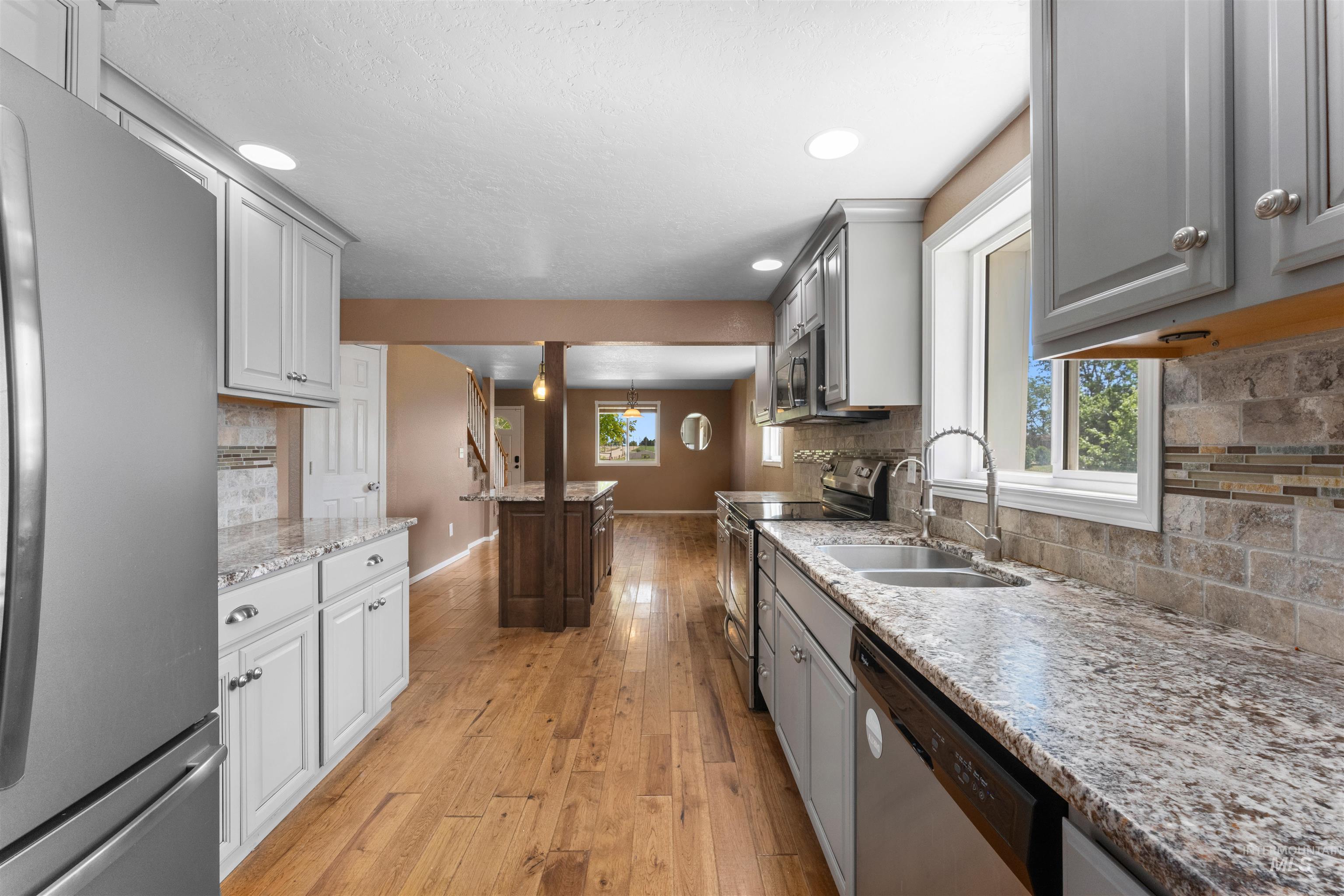 17441 Upper Pleasant Ridge Rd, Caldwell, Idaho 83607, 5 Bedrooms, 2 Bathrooms, Residential For Sale, Price $675,000,MLS 98993249