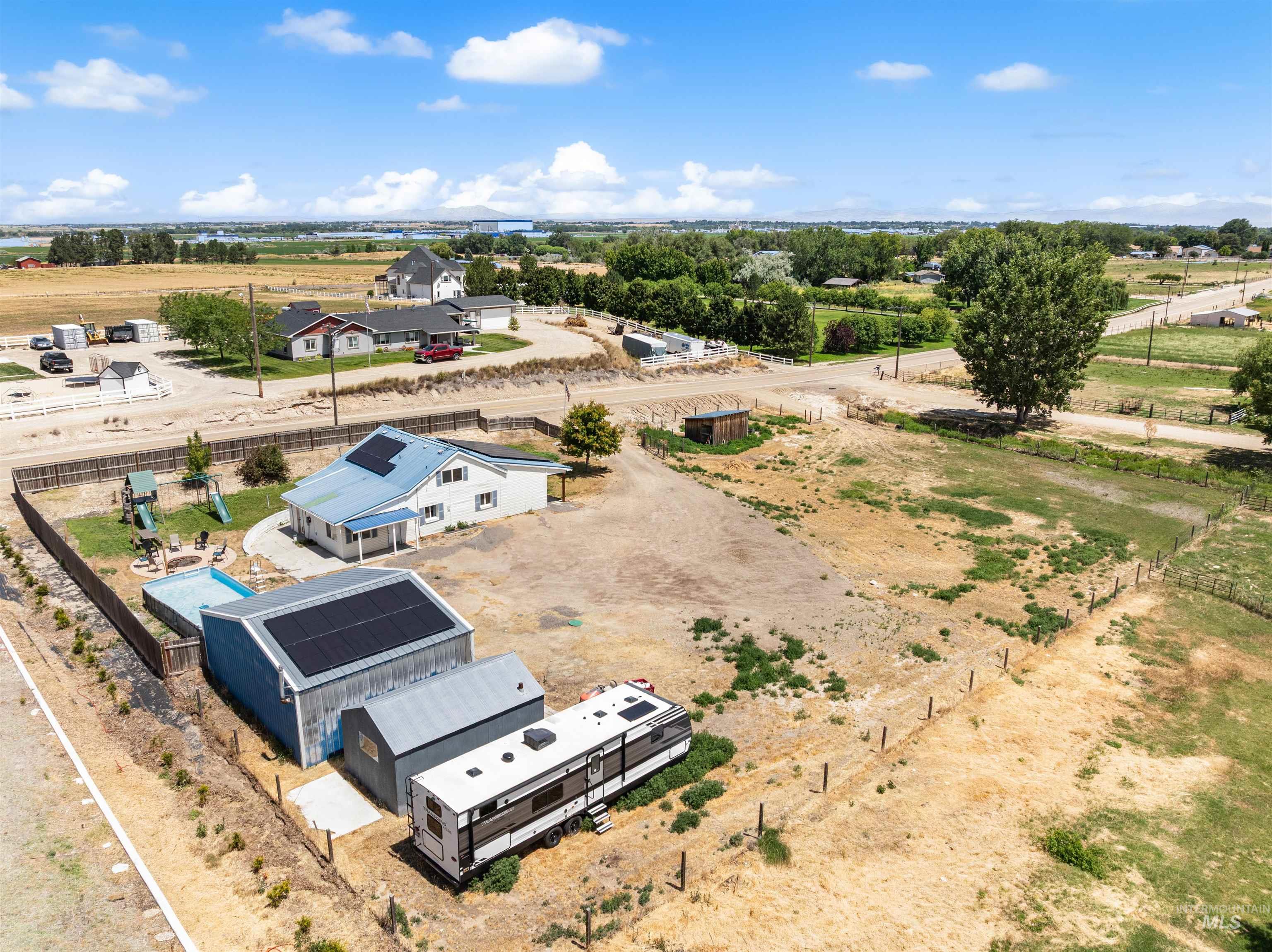 17441 Upper Pleasant Ridge Rd, Caldwell, Idaho 83607, 5 Bedrooms, 2 Bathrooms, Residential For Sale, Price $675,000,MLS 98993249