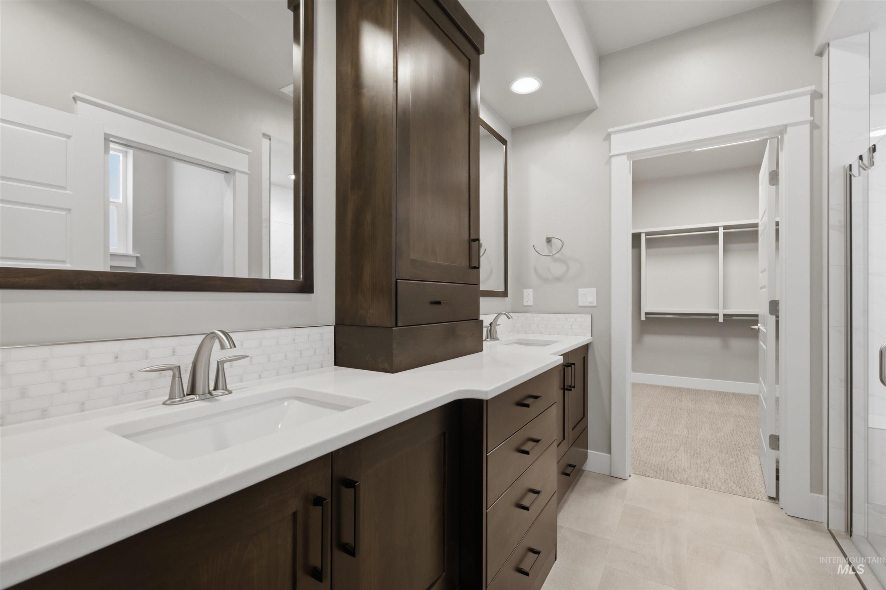 5038 S Palatino Ln, Meridian, Idaho 83642, 3 Bedrooms, 2.5 Bathrooms, Residential For Sale, Price $572,500, 98993251