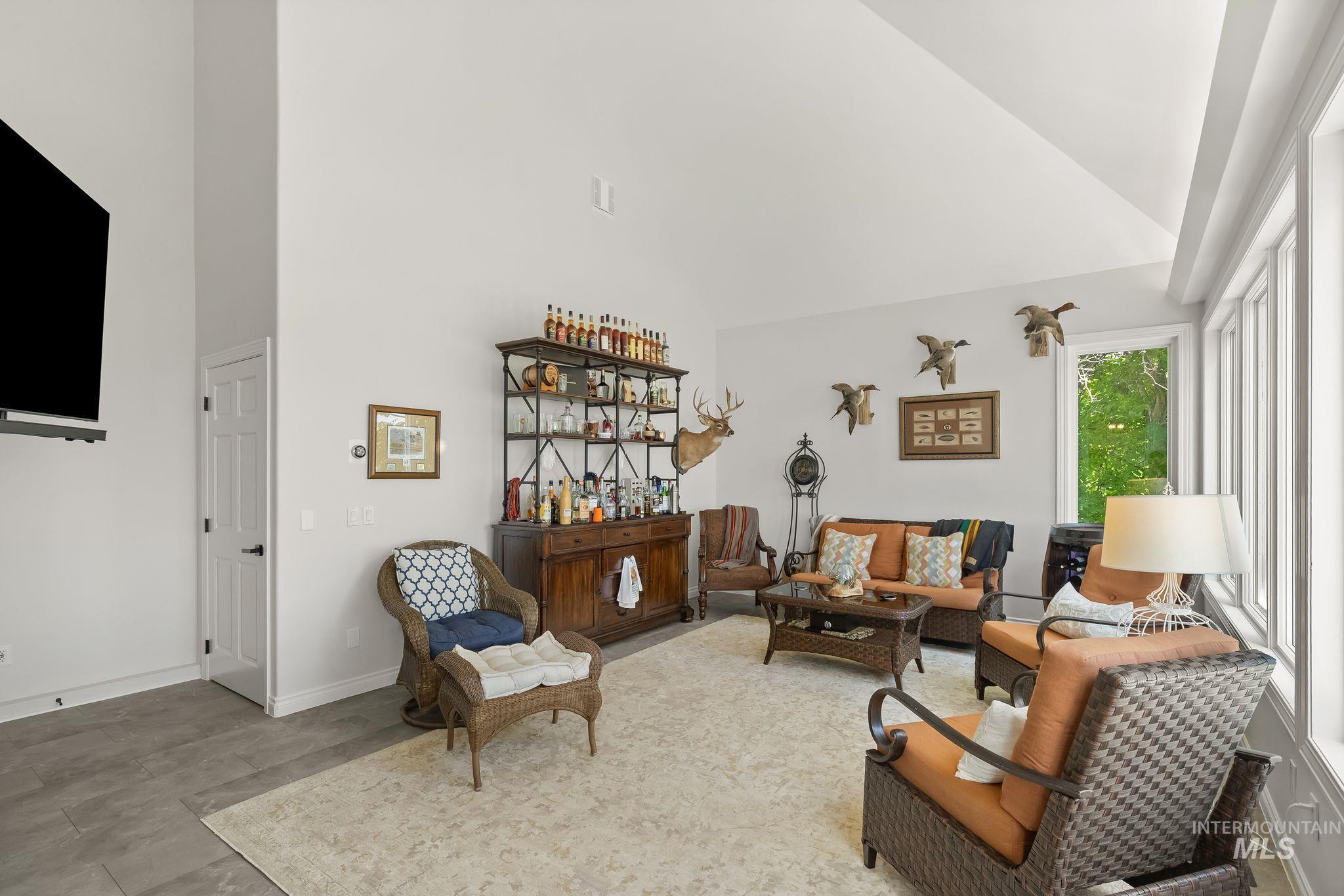 3705 Nicklaus Drive, Clarkston, Washington 99403, 4 Bedrooms, 4 Bathrooms, Residential For Sale, Price $975,000, 98993252