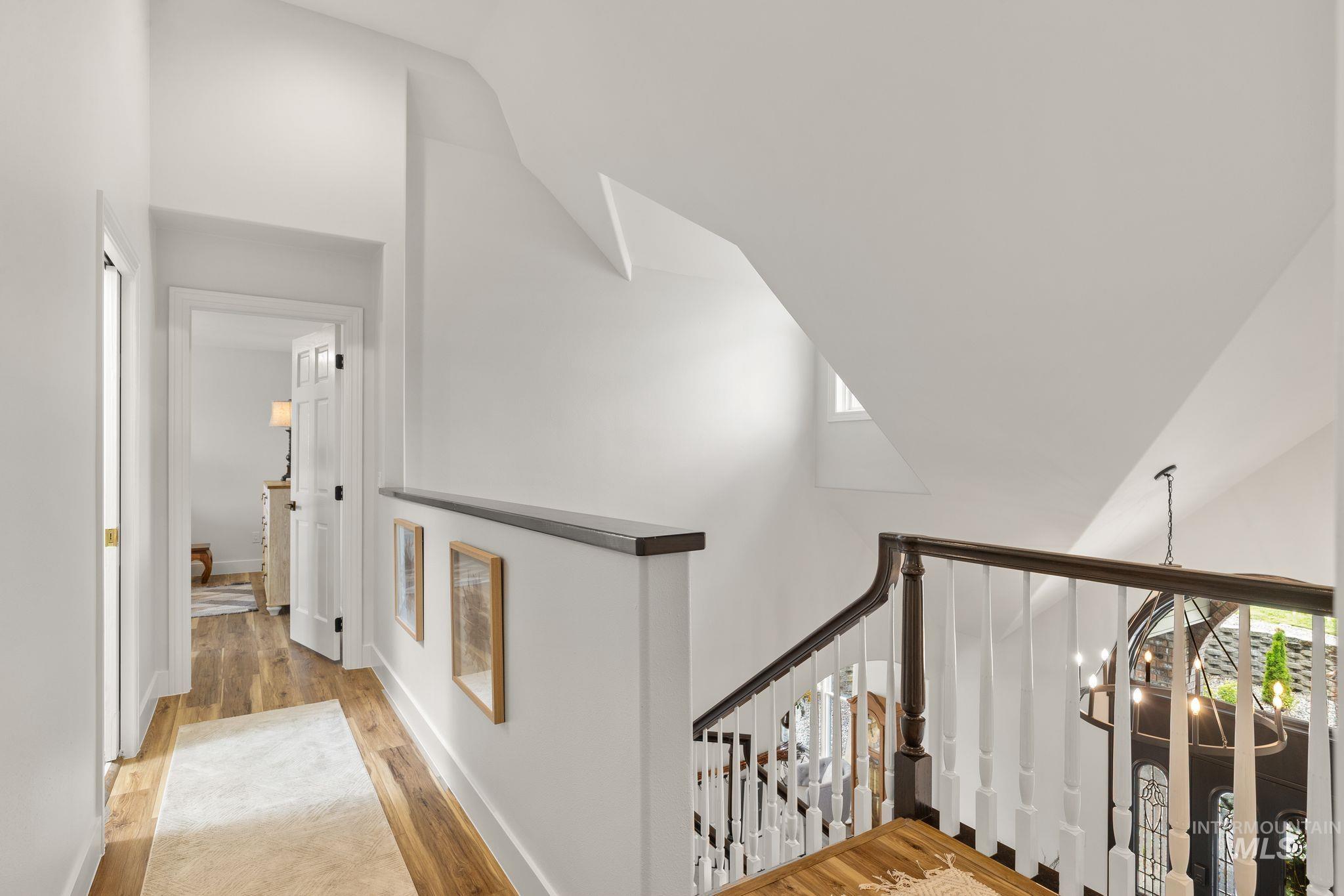 3705 Nicklaus Drive, Clarkston, Washington 99403, 4 Bedrooms, 4 Bathrooms, Residential For Sale, Price $975,000, 98993252
