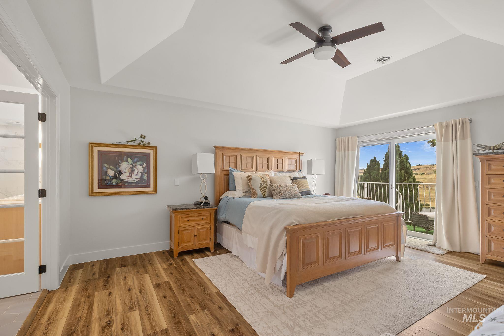 3705 Nicklaus Drive, Clarkston, Washington 99403, 4 Bedrooms, 4 Bathrooms, Residential For Sale, Price $975,000, 98993252