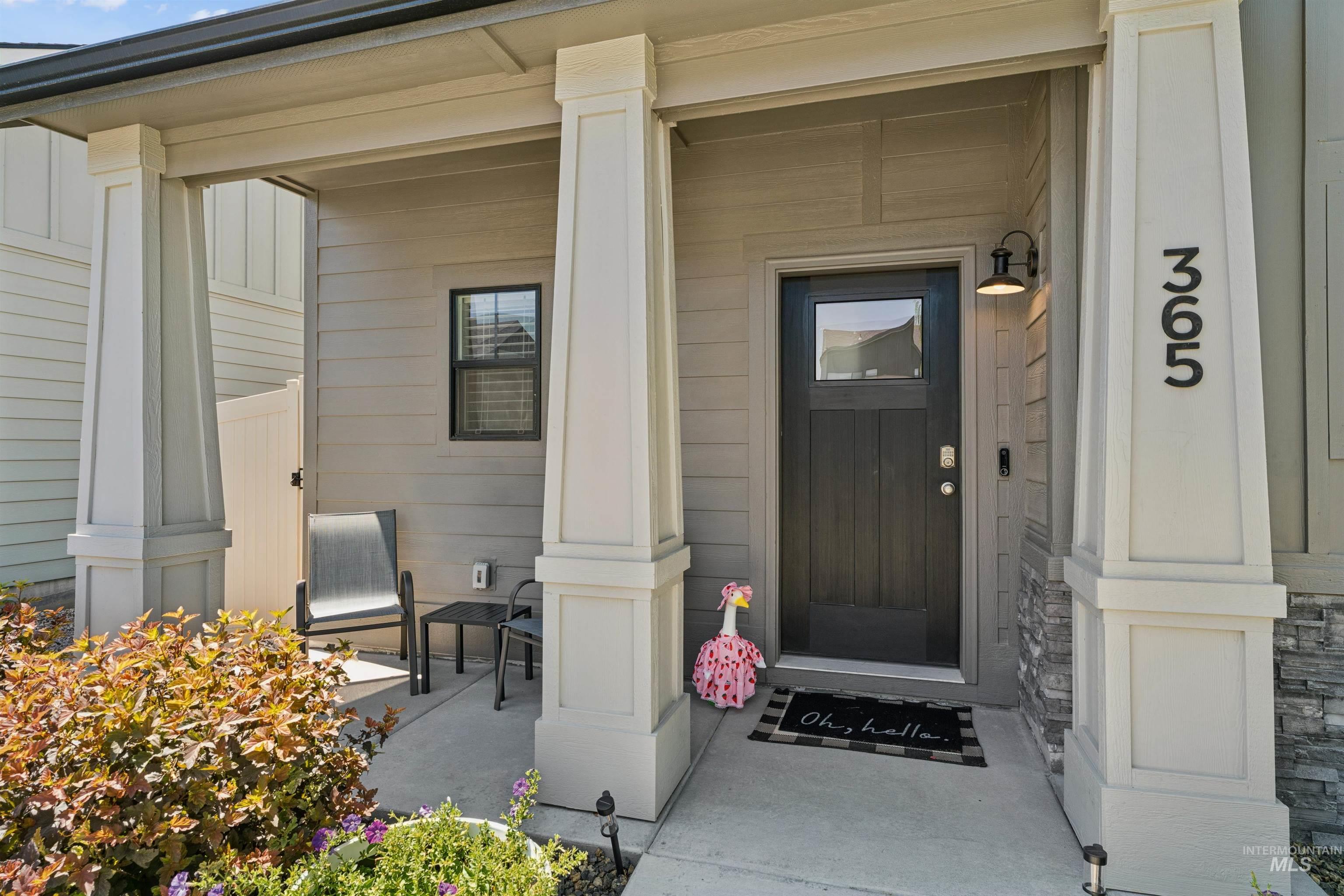 365 S Calf Creek Ave, Meridian, Idaho 83642, 3 Bedrooms, 2.5 Bathrooms, Residential For Sale, Price $430,000, 98993253