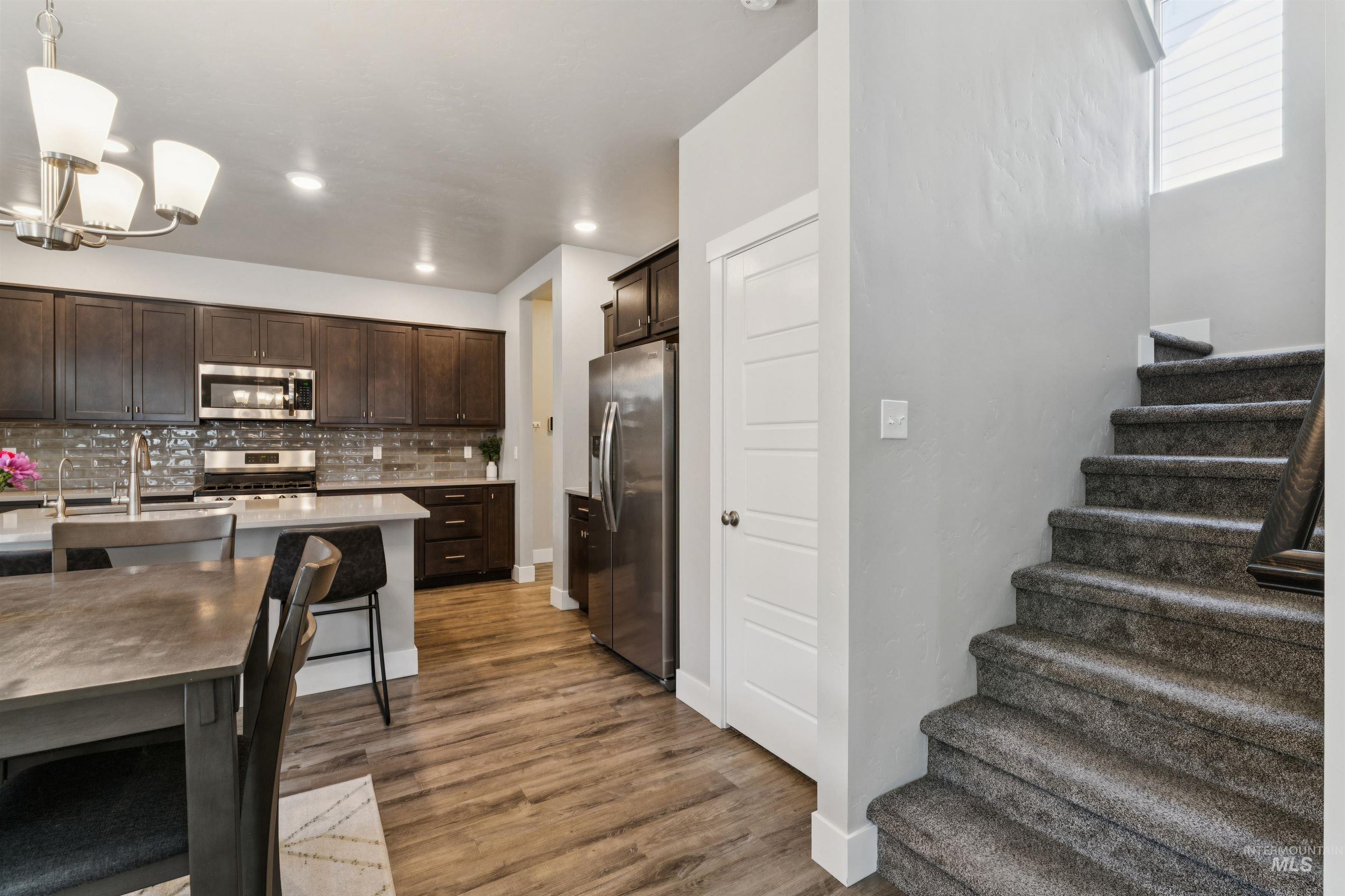 365 S Calf Creek Ave, Meridian, Idaho 83642, 3 Bedrooms, 2.5 Bathrooms, Residential For Sale, Price $430,000, 98993253