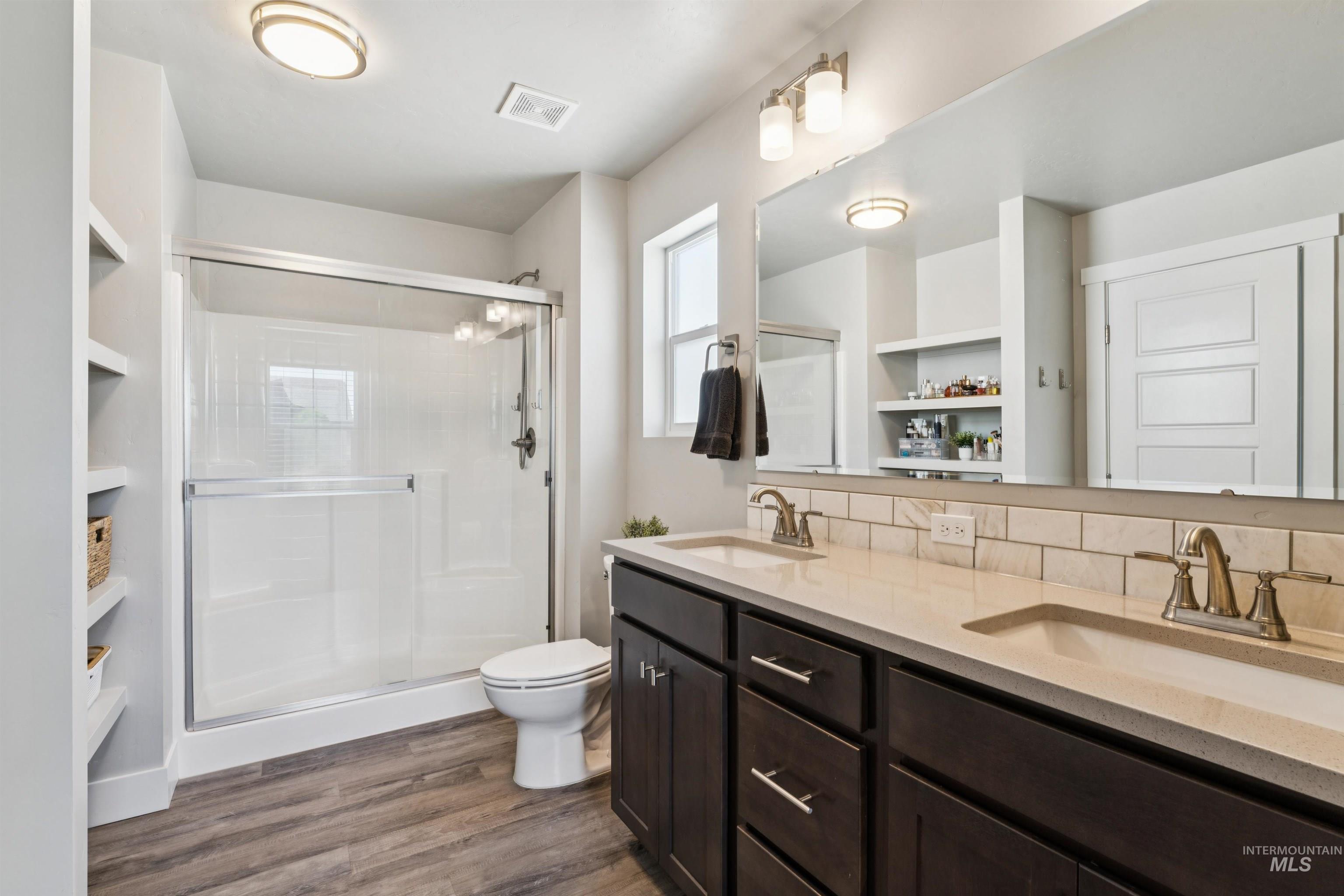 365 S Calf Creek Ave, Meridian, Idaho 83642, 3 Bedrooms, 2.5 Bathrooms, Residential For Sale, Price $430,000, 98993253