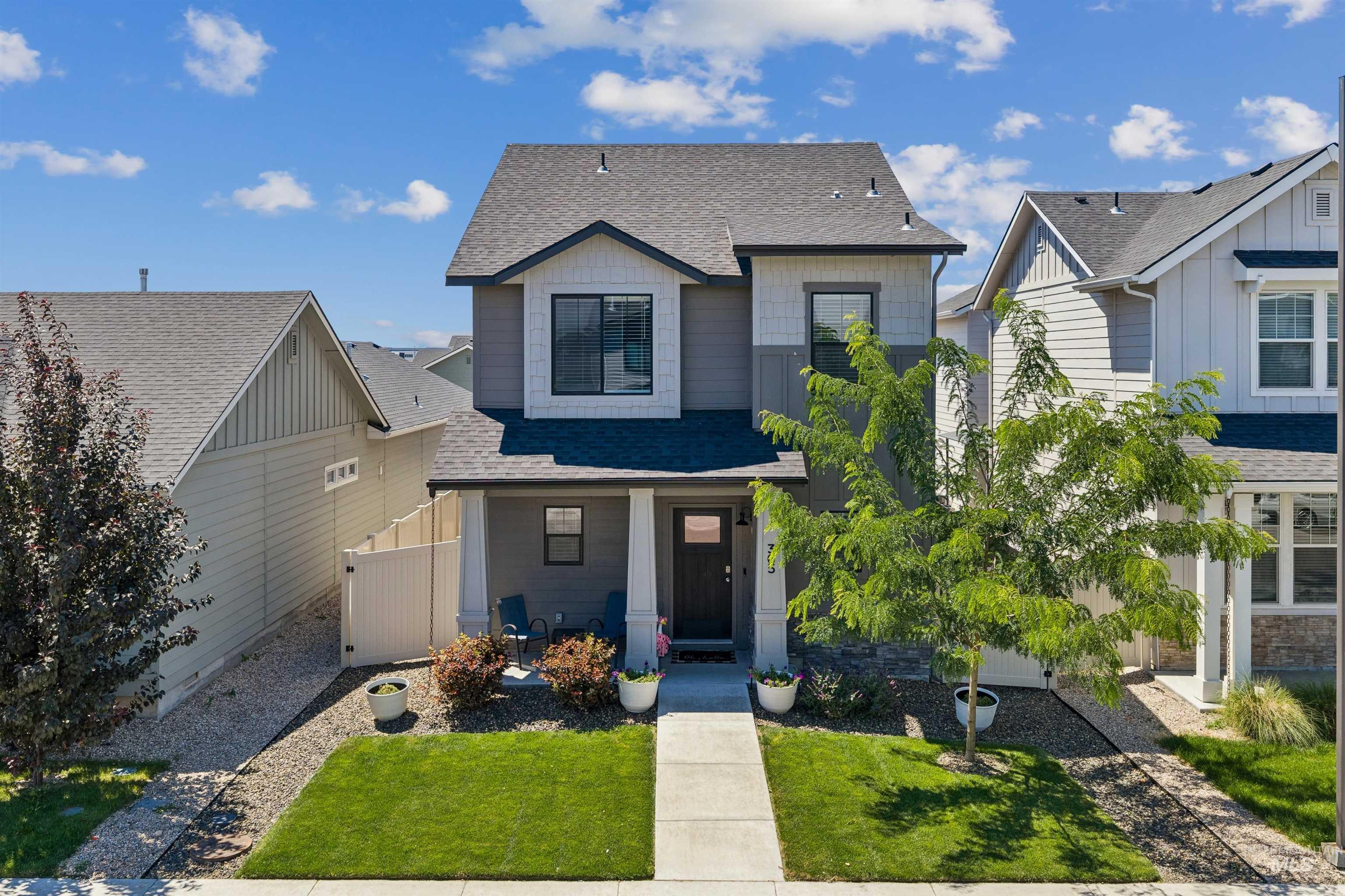 365 S Calf Creek Ave, Meridian, Idaho 83642, 3 Bedrooms, 2.5 Bathrooms, Residential For Sale, Price $430,000, 98993253