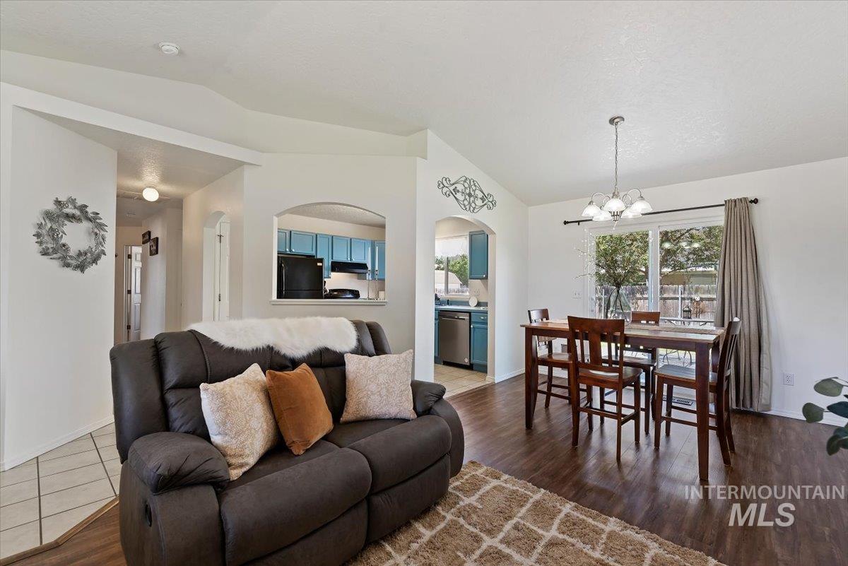 1096 W Nugget St, Kuna, Idaho 83634, 3 Bedrooms, 2 Bathrooms, Residential For Sale, Price $384,000, 98993254