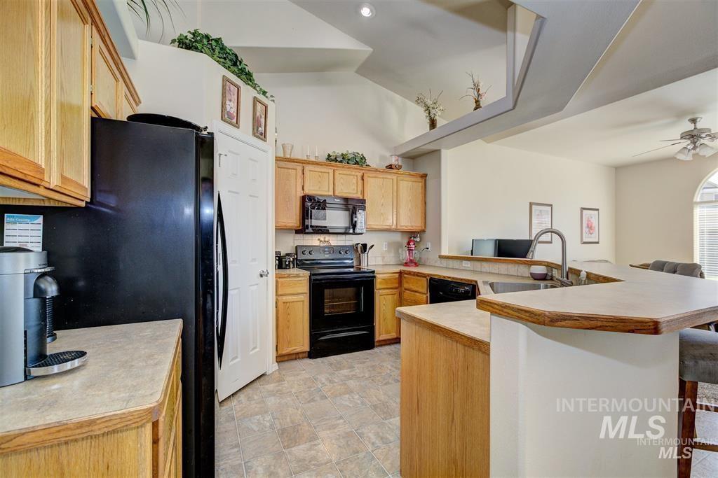 4758 S S Wildbrook Ave, Boise, Idaho 83709, 3 Bedrooms, 2 Bathrooms, Residential For Sale, Price $474,999, 98993256