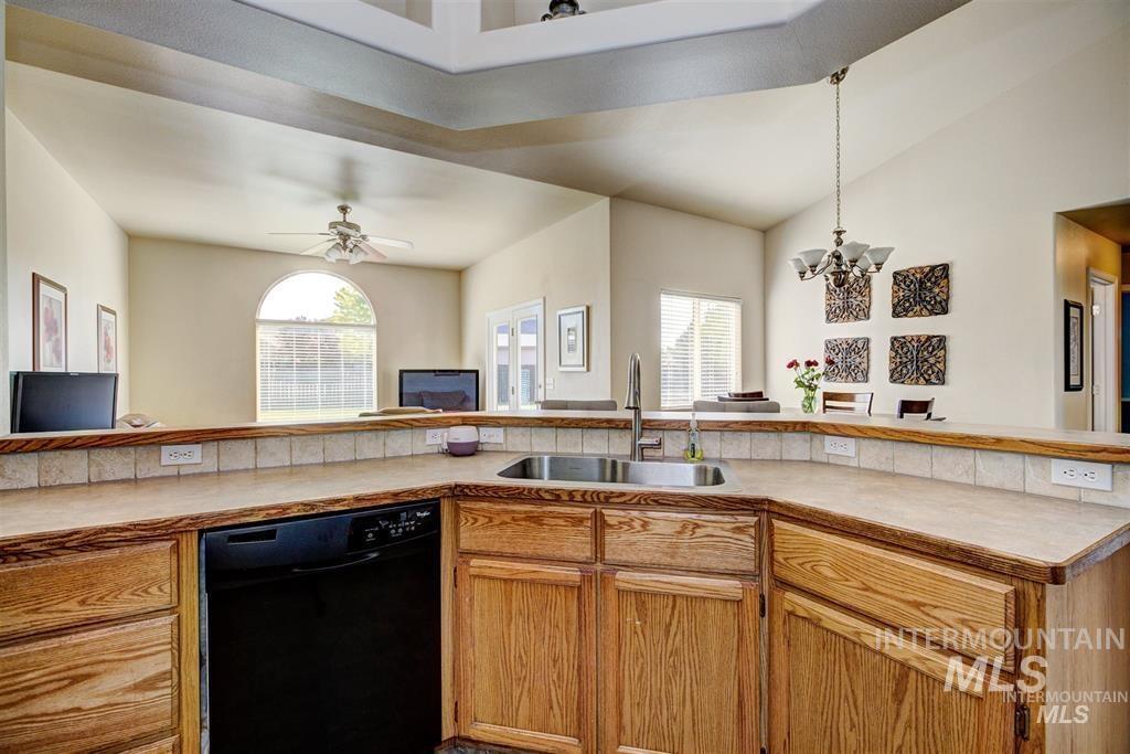 4758 S S Wildbrook Ave, Boise, Idaho 83709, 3 Bedrooms, 2 Bathrooms, Residential For Sale, Price $474,999, 98993256