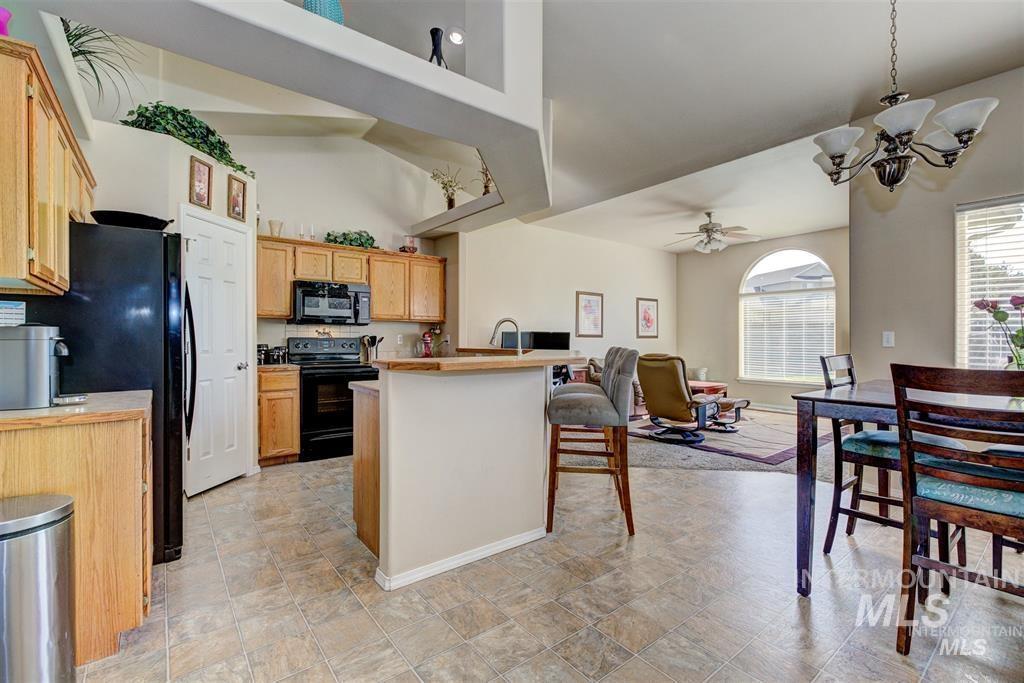 4758 S S Wildbrook Ave, Boise, Idaho 83709, 3 Bedrooms, 2 Bathrooms, Residential For Sale, Price $474,999, 98993256