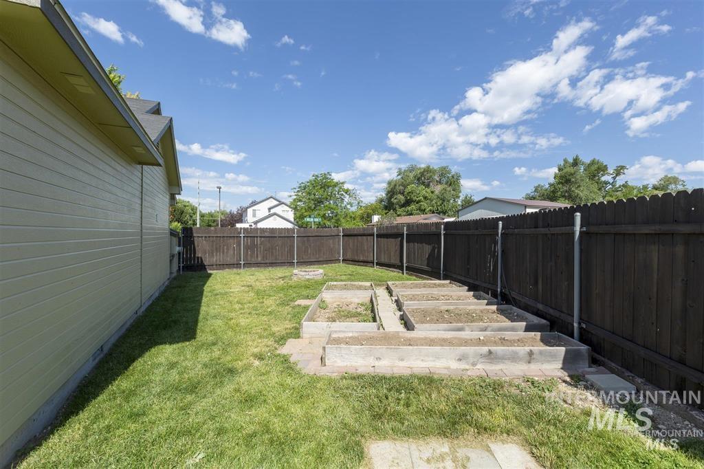 4758 S S Wildbrook Ave, Boise, Idaho 83709, 3 Bedrooms, 2 Bathrooms, Residential For Sale, Price $474,999, 98993256