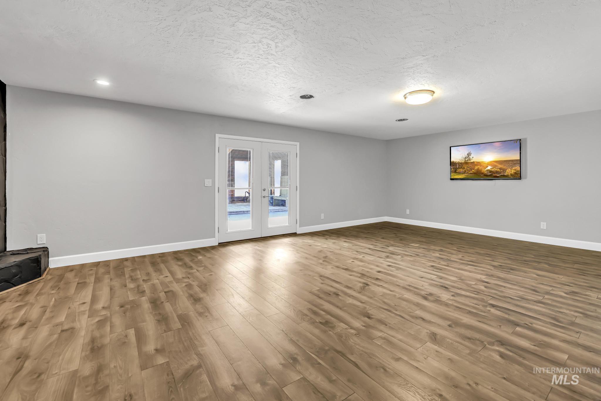 17115 Highway 30, Bliss, Idaho 83314, 5 Bedrooms, 3.5 Bathrooms, Residential For Sale, Price $775,000,MLS 98993257