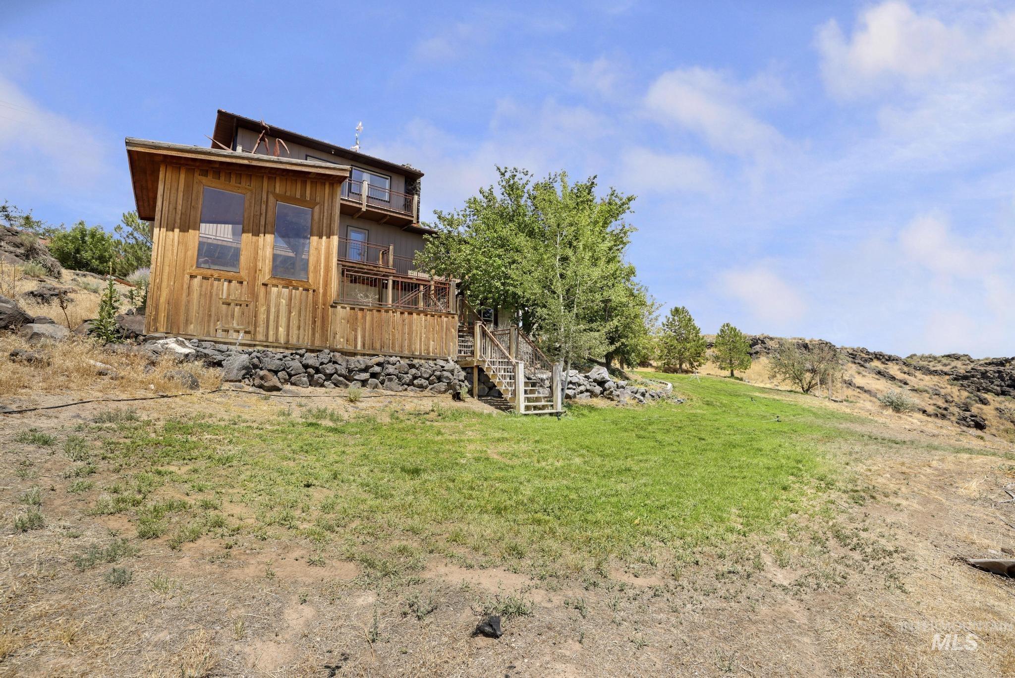 17115 Highway 30, Bliss, Idaho 83314, 5 Bedrooms, 3.5 Bathrooms, Residential For Sale, Price $775,000,MLS 98993257