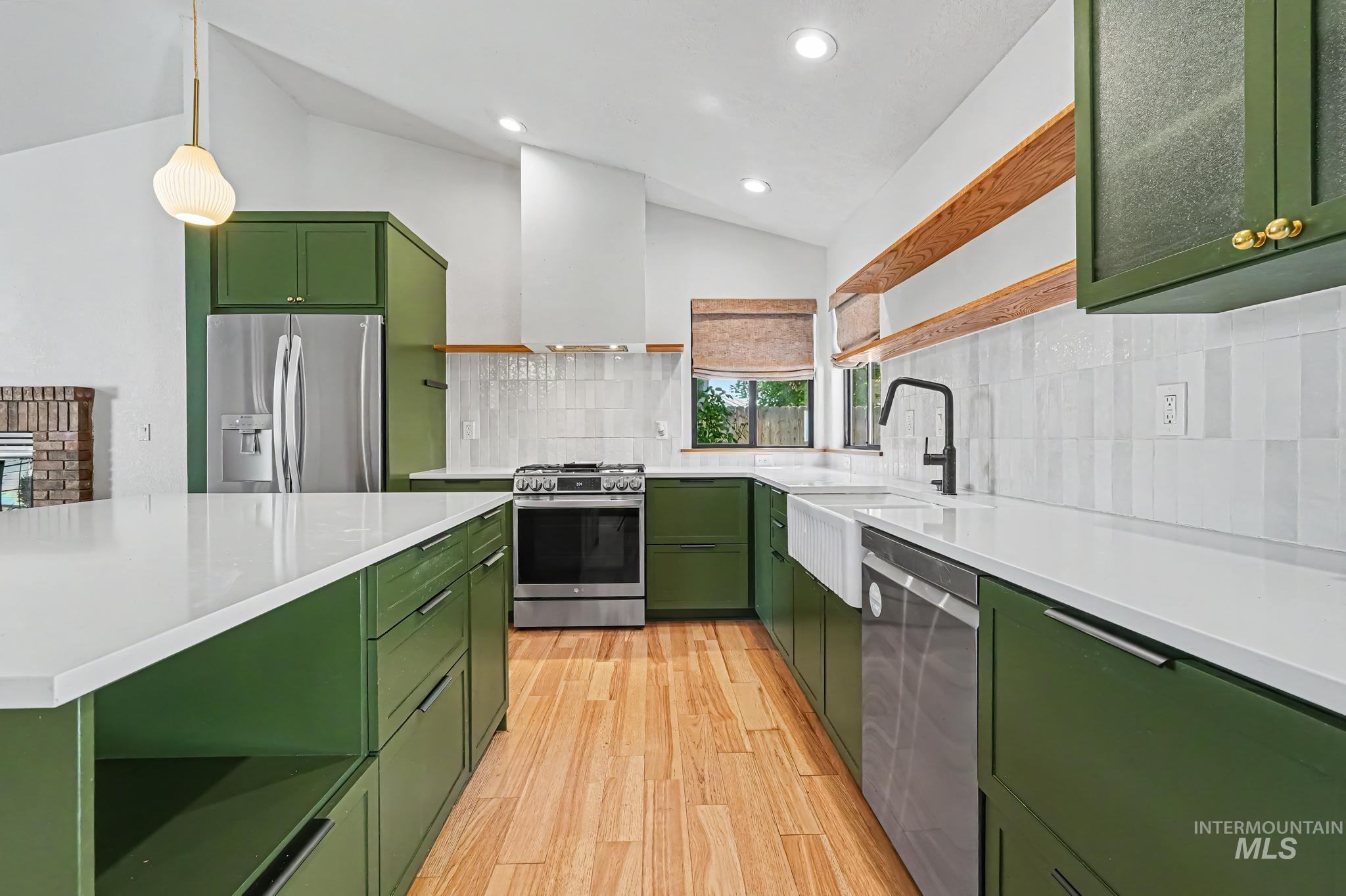 12125 W Stillwater Dr., Boise, Idaho 83713, 3 Bedrooms, 2 Bathrooms, Residential For Sale, Price $485,000, 98993260