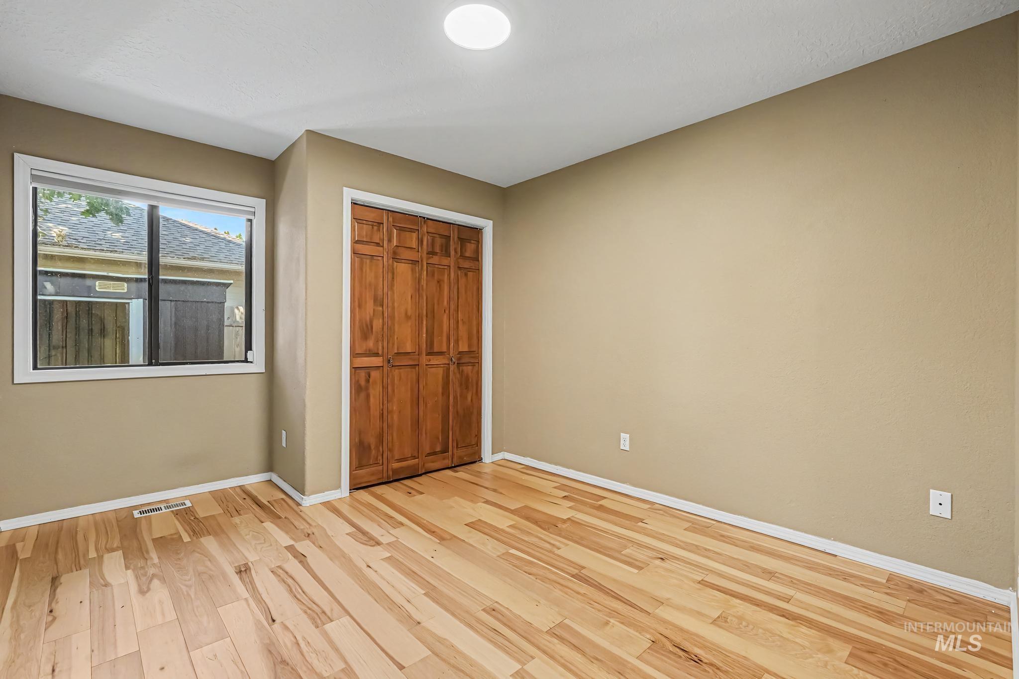 12125 W Stillwater Dr., Boise, Idaho 83713, 3 Bedrooms, 2 Bathrooms, Residential For Sale, Price $485,000, 98993260