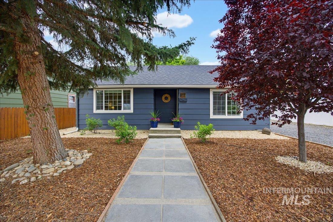 617 N 29th St, Boise, Idaho 83702, 2 Bedrooms, 1 Bathroom, Residential For Sale, Price $499,900, 98993262