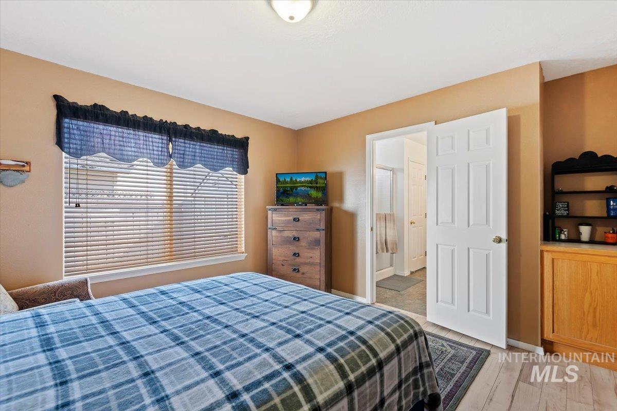 36 S Bingham St, Nampa, Idaho 83651, 3 Bedrooms, 2 Bathrooms, Residential For Sale, Price $389,900, 98993264
