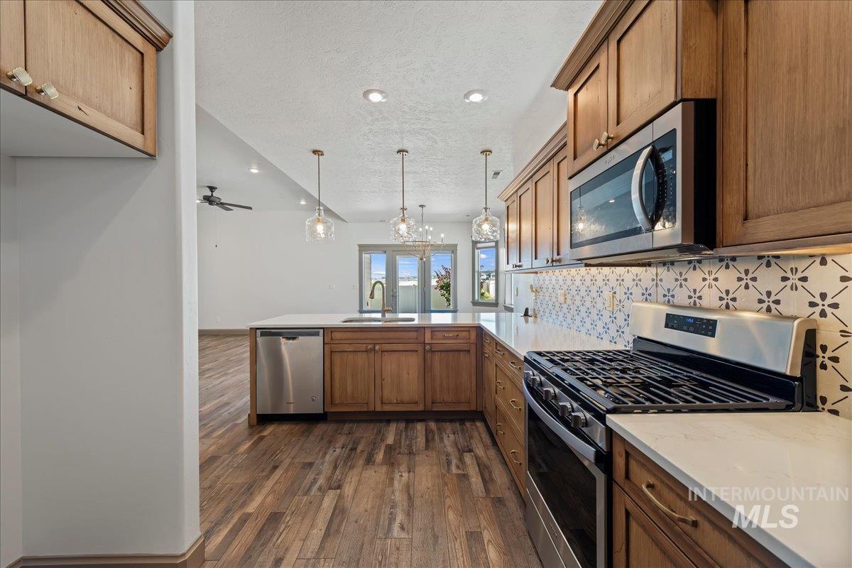 13765 Pillar Rock St, Caldwell, Idaho 83607, 3 Bedrooms, 2 Bathrooms, Residential For Sale, Price $505,000, 98993266