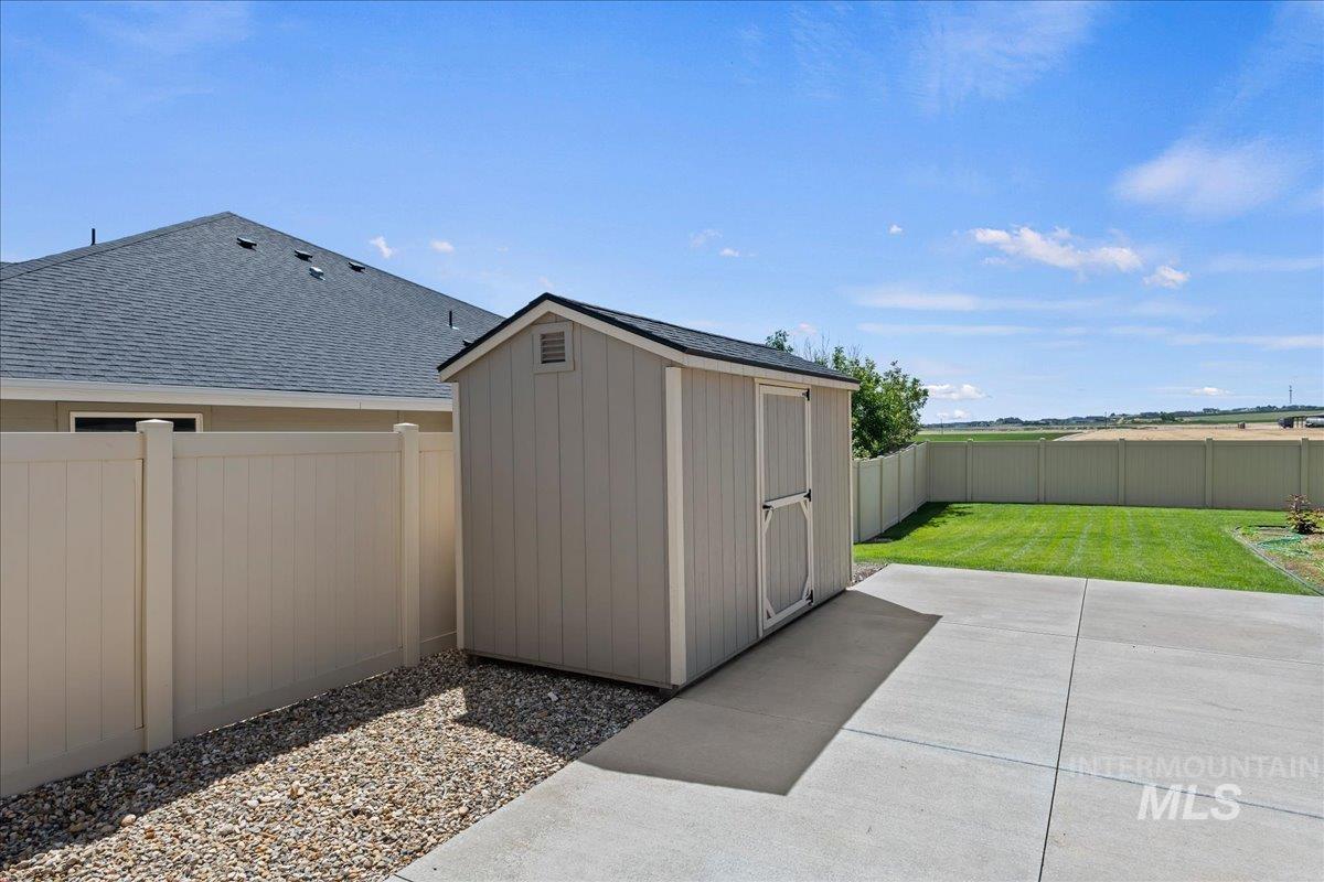 13765 Pillar Rock St, Caldwell, Idaho 83607, 3 Bedrooms, 2 Bathrooms, Residential For Sale, Price $505,000, 98993266
