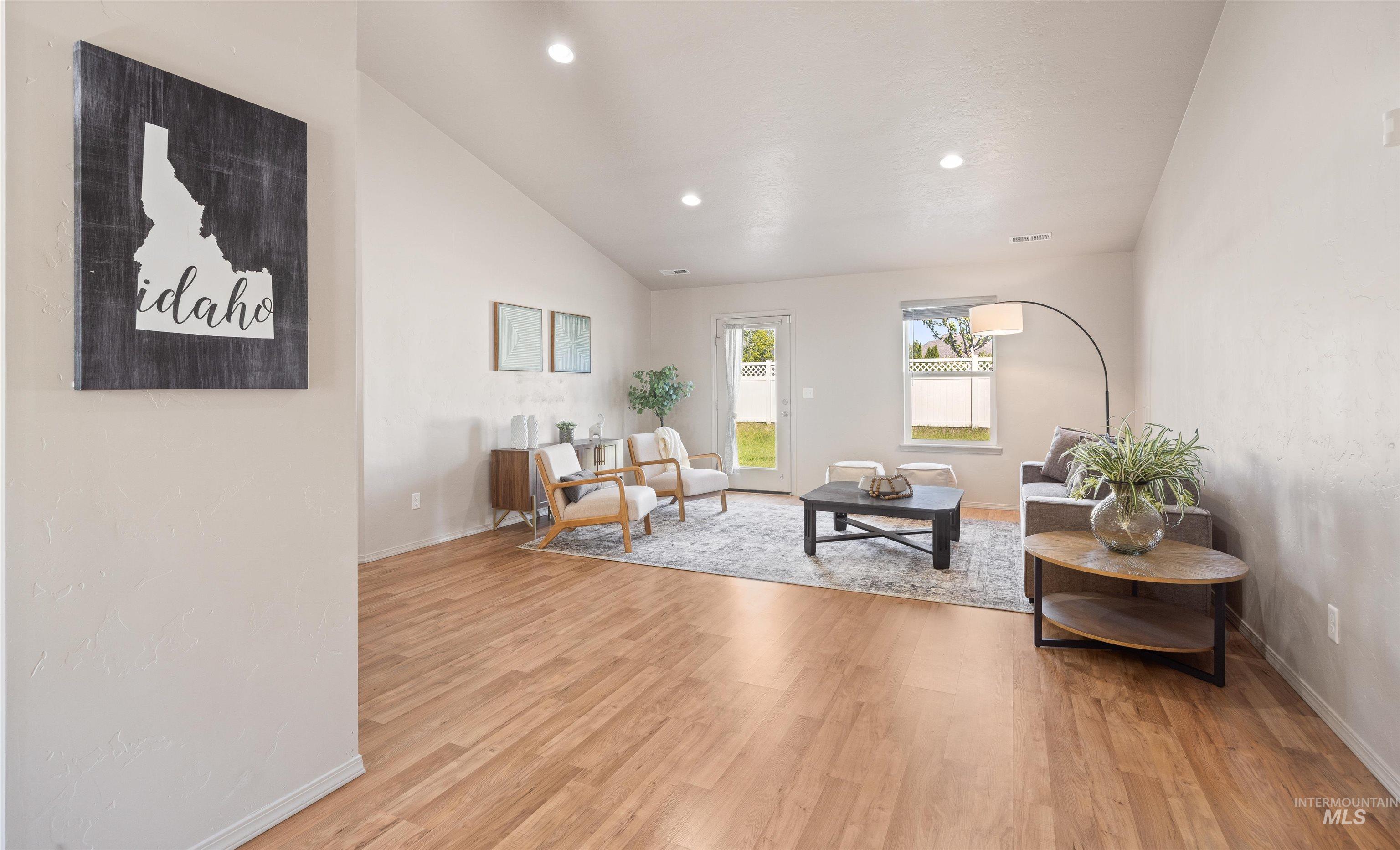 4064 N Alester Ave, Meridian, Idaho 83646, 3 Bedrooms, 2 Bathrooms, Residential For Sale, Price $445,000,MLS 98993267