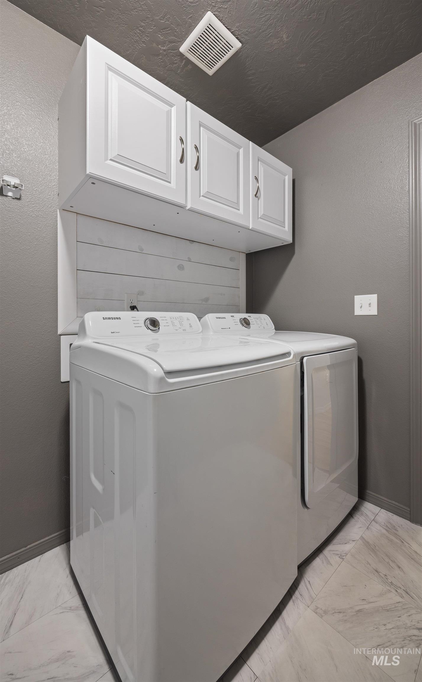 4064 N Alester Ave, Meridian, Idaho 83646, 3 Bedrooms, 2 Bathrooms, Residential For Sale, Price $445,000,MLS 98993267